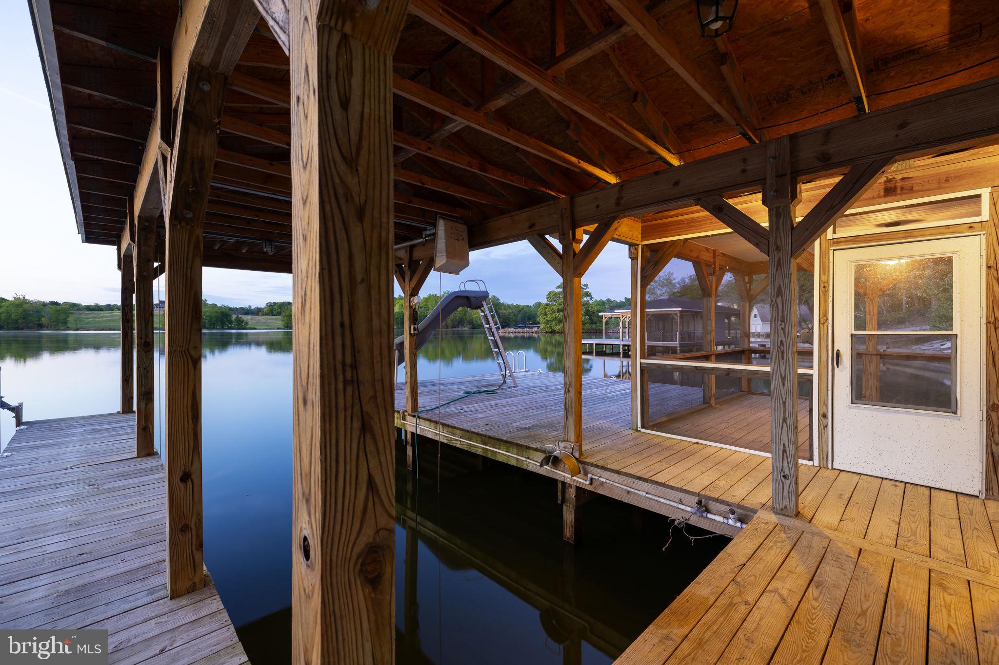 SUMMERVIEW POINT - Residential