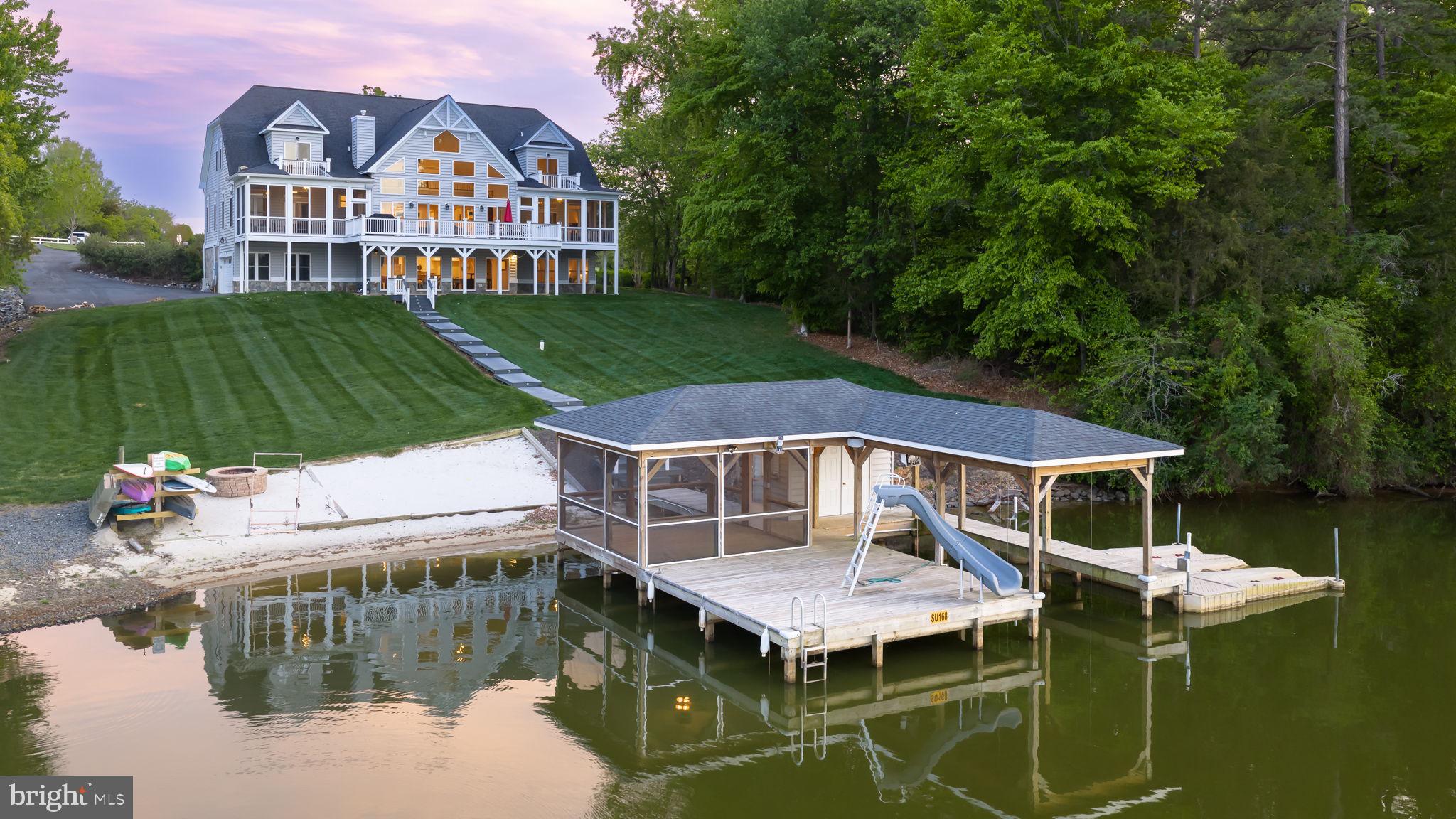 SUMMERVIEW POINT - Residential