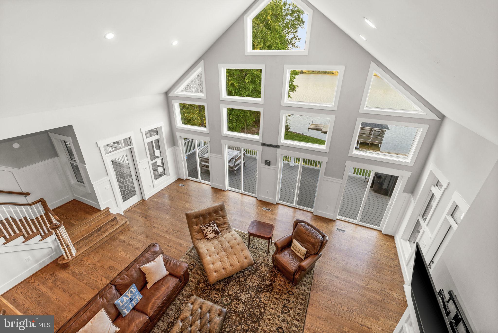 SUMMERVIEW POINT - Residential