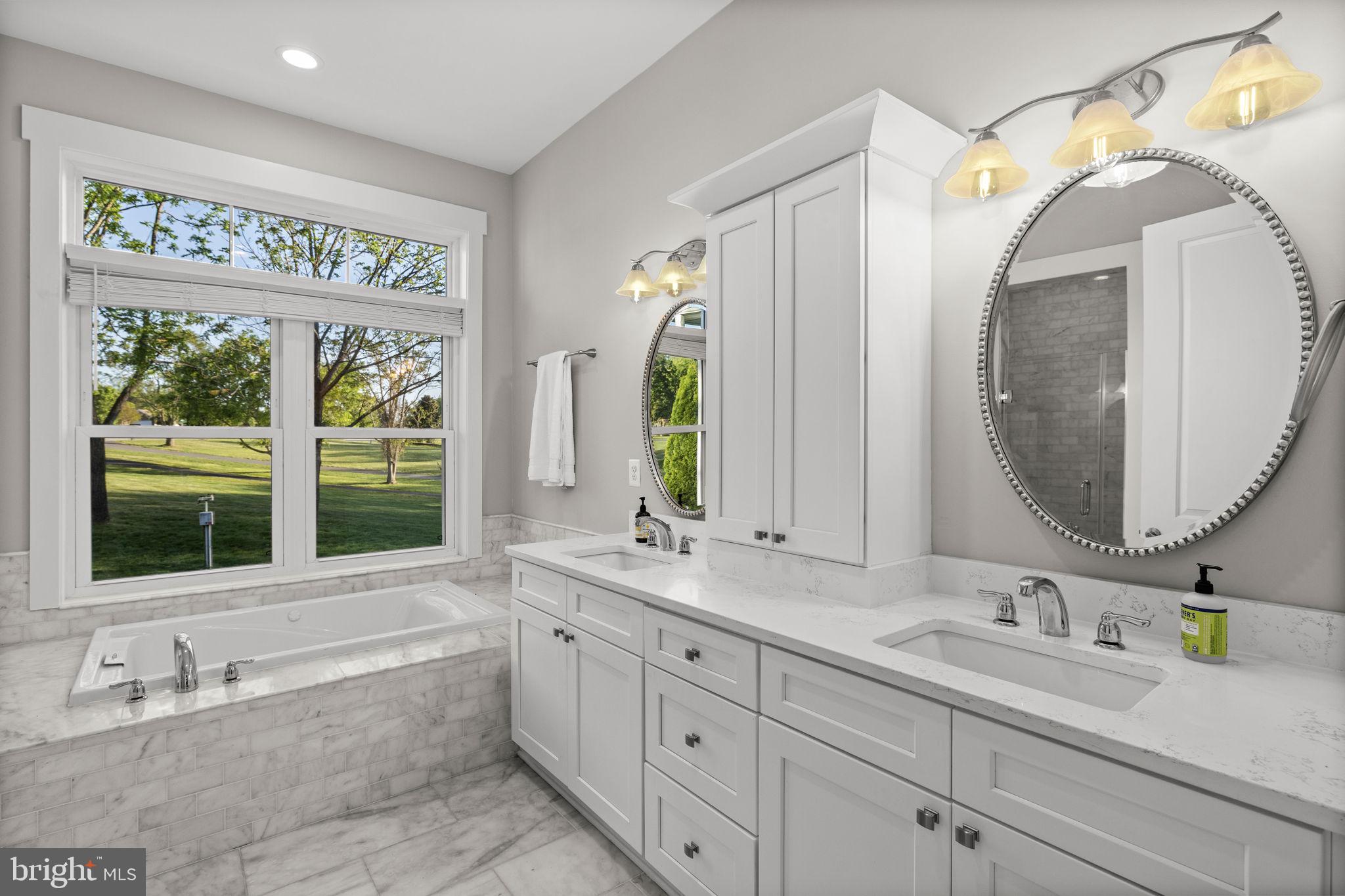 SUMMERVIEW POINT - Residential