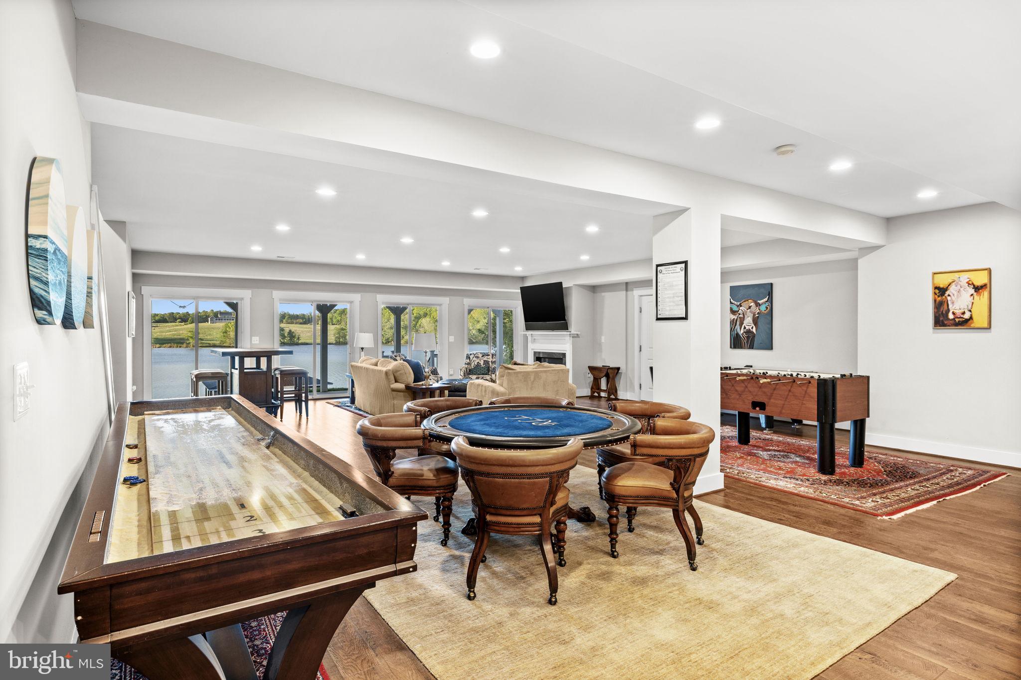 SUMMERVIEW POINT - Residential