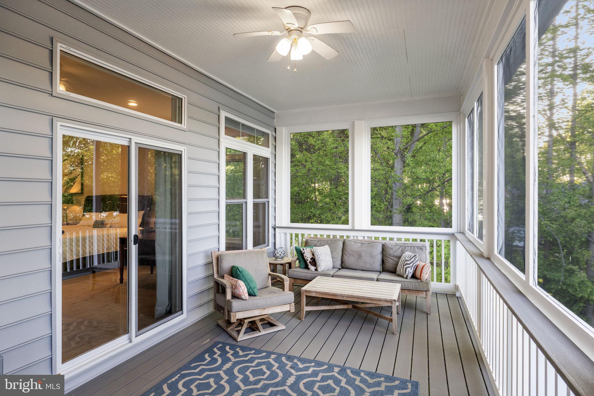 SUMMERVIEW POINT - Residential