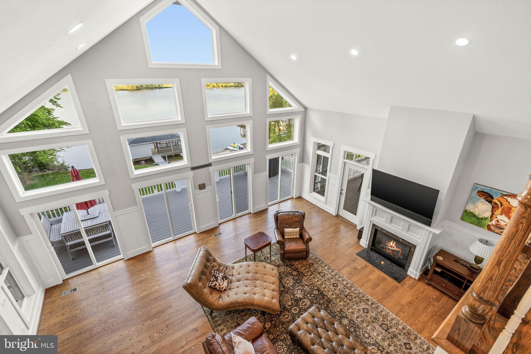 SUMMERVIEW POINT - Residential