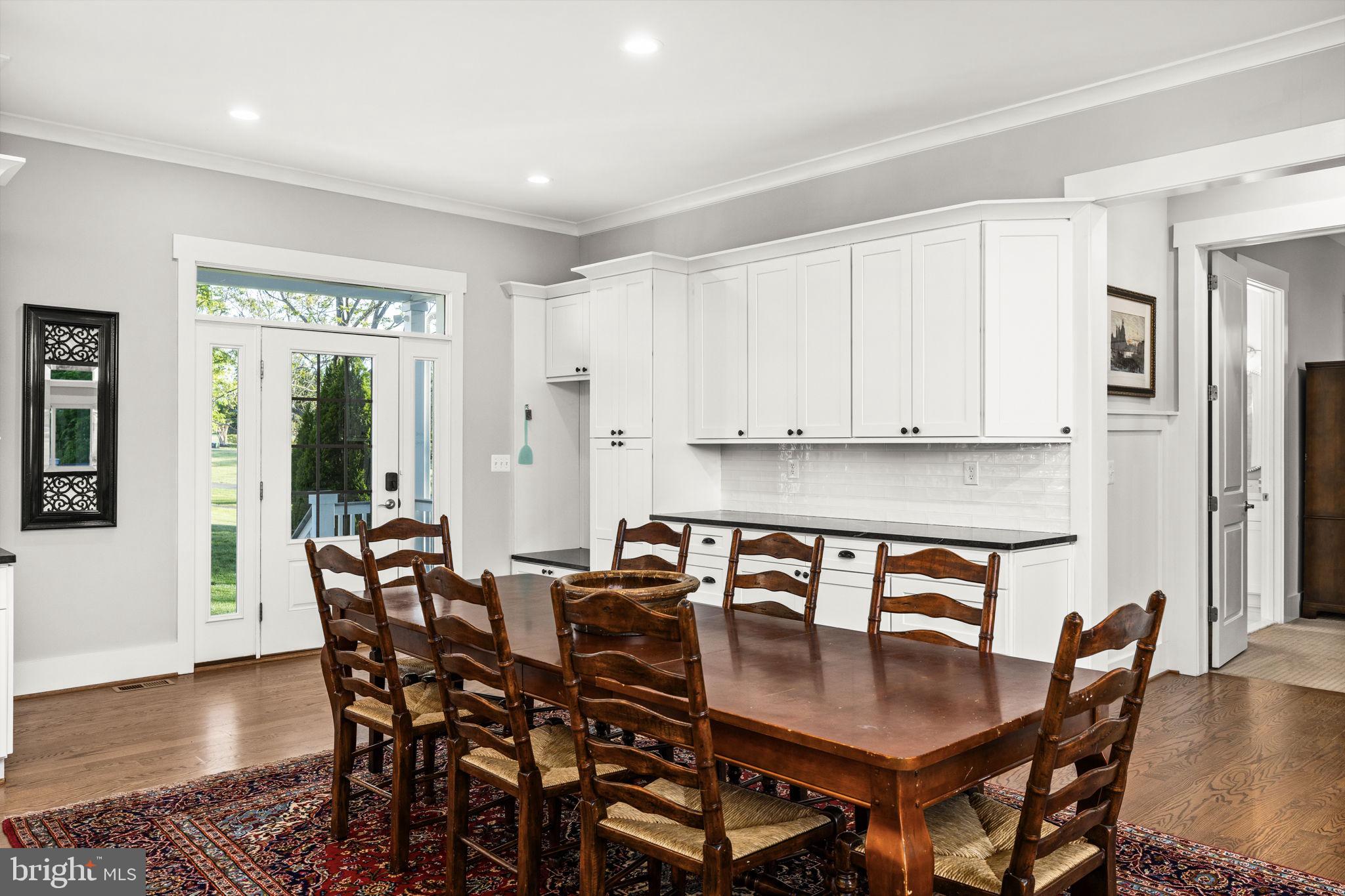 SUMMERVIEW POINT - Residential