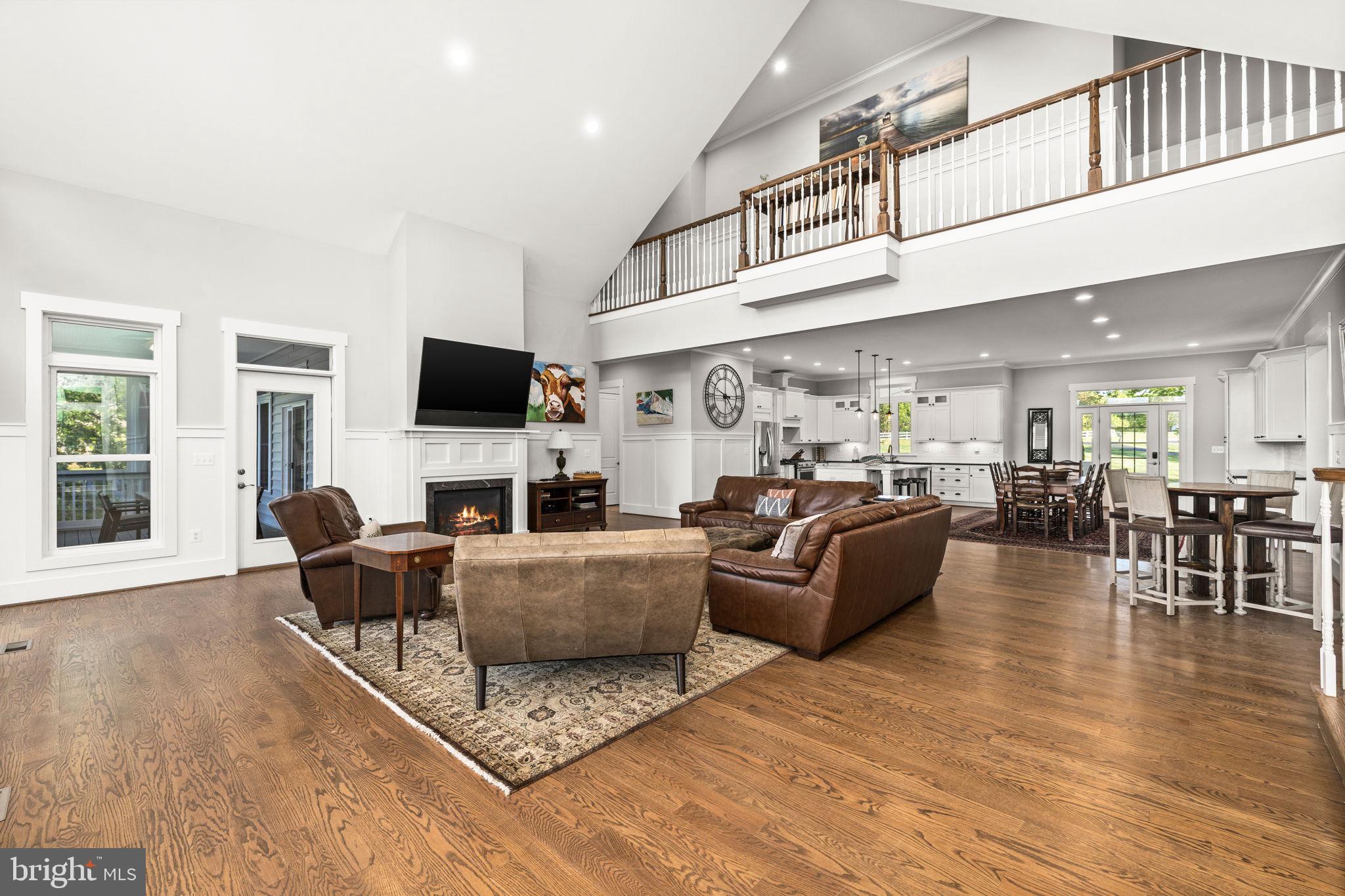 SUMMERVIEW POINT - Residential