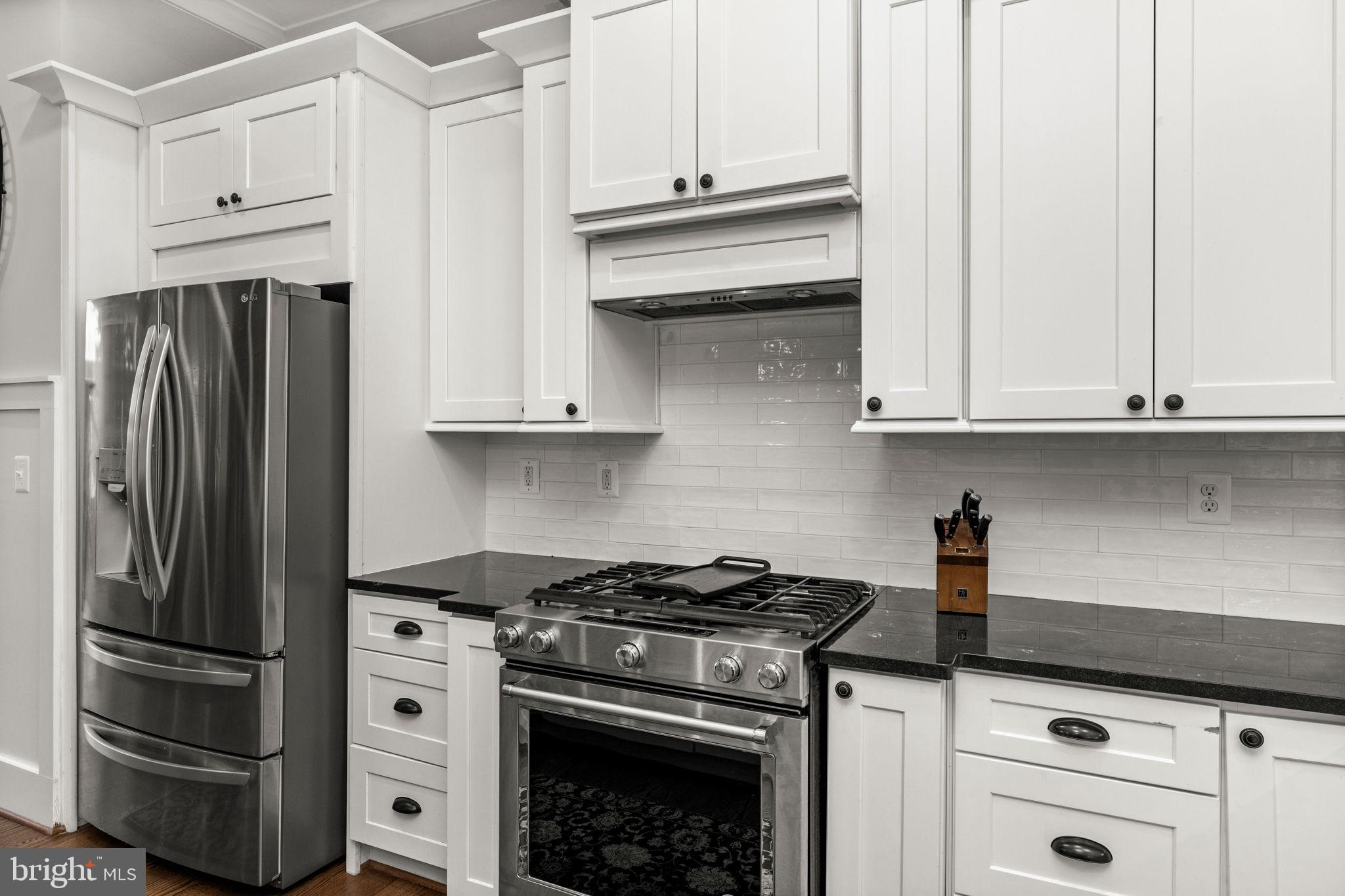 SUMMERVIEW POINT - Residential