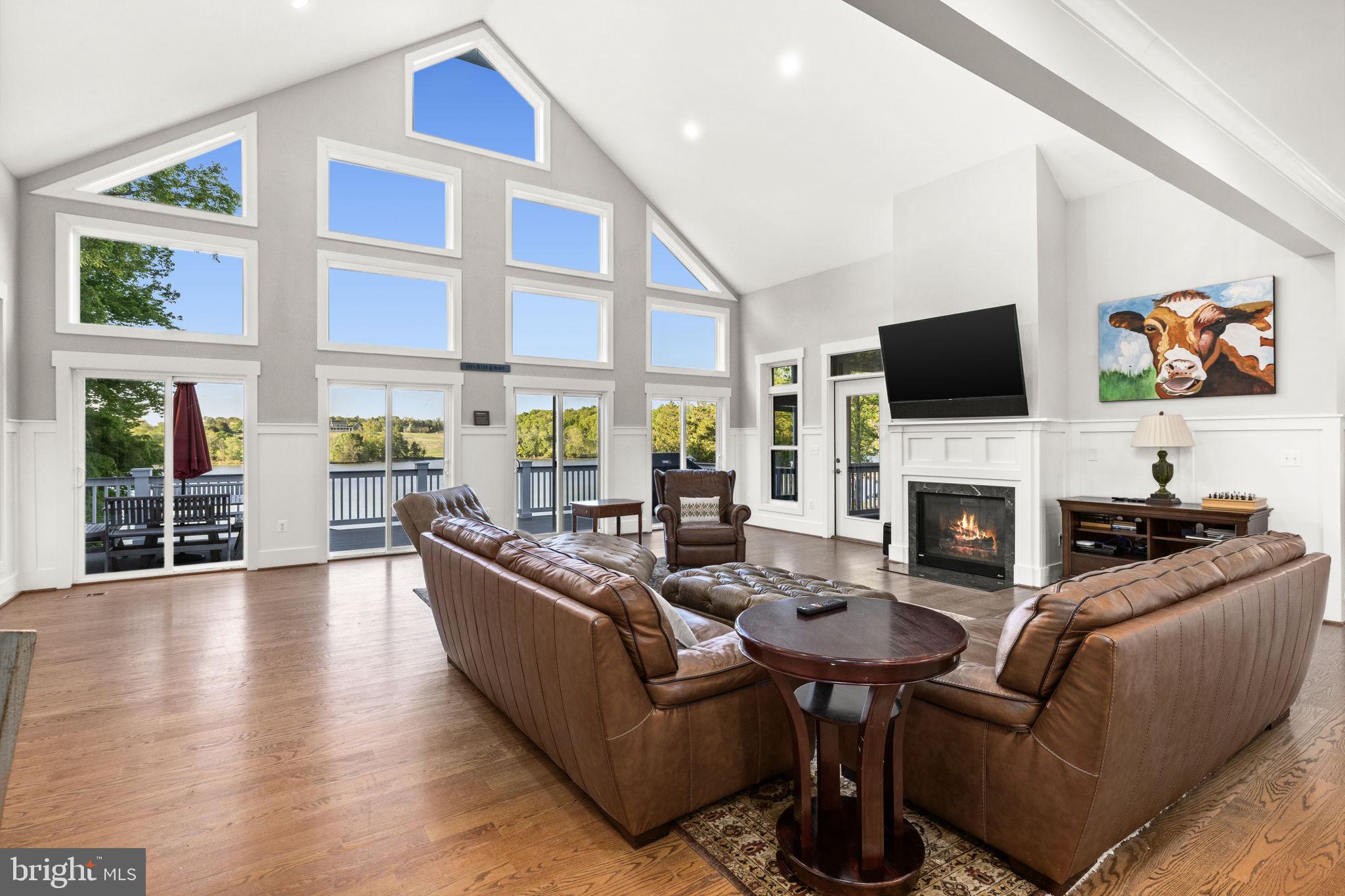 SUMMERVIEW POINT - Residential