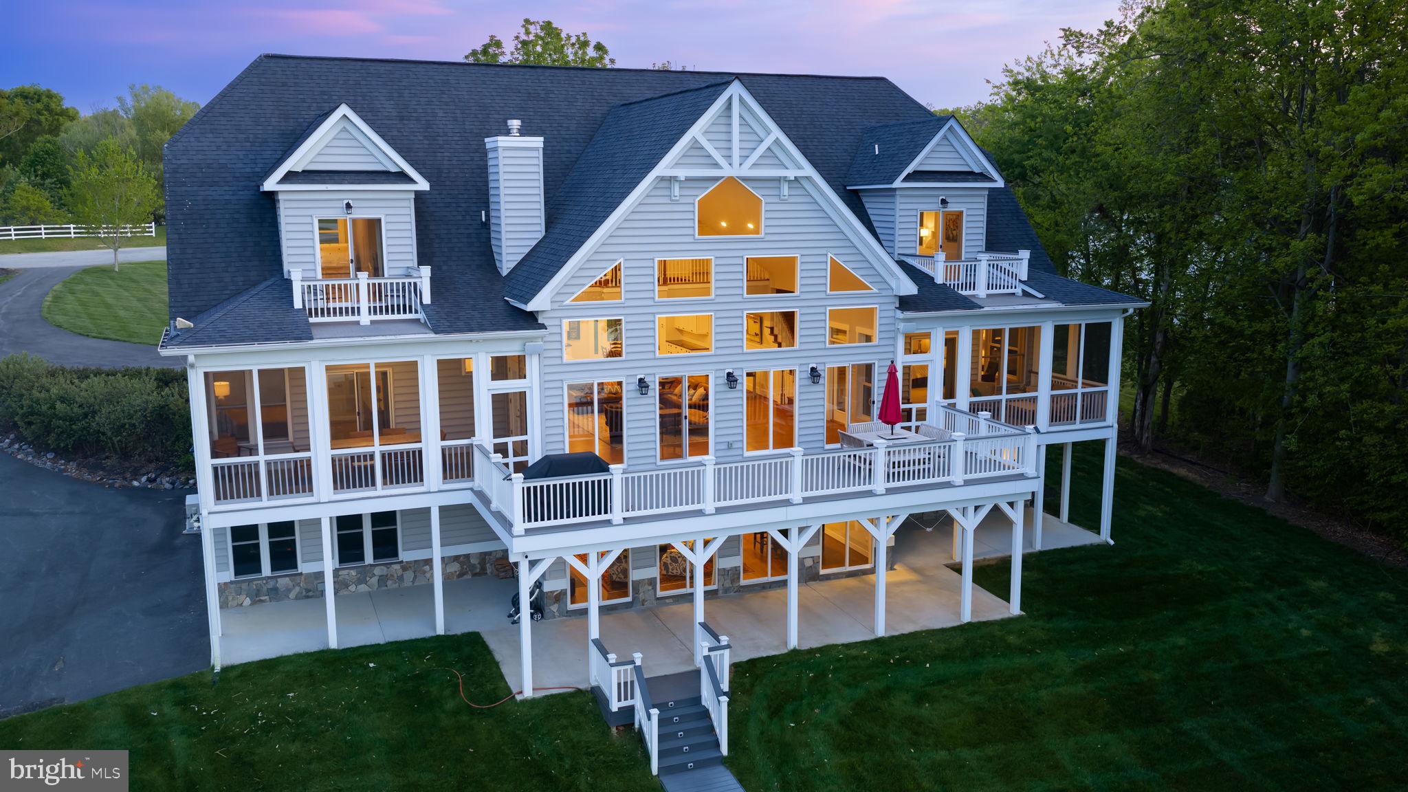 SUMMERVIEW POINT - Residential