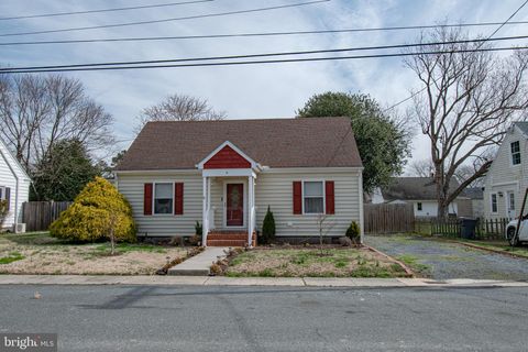 9 OAK STREET CAMBRIDGE MD 21613