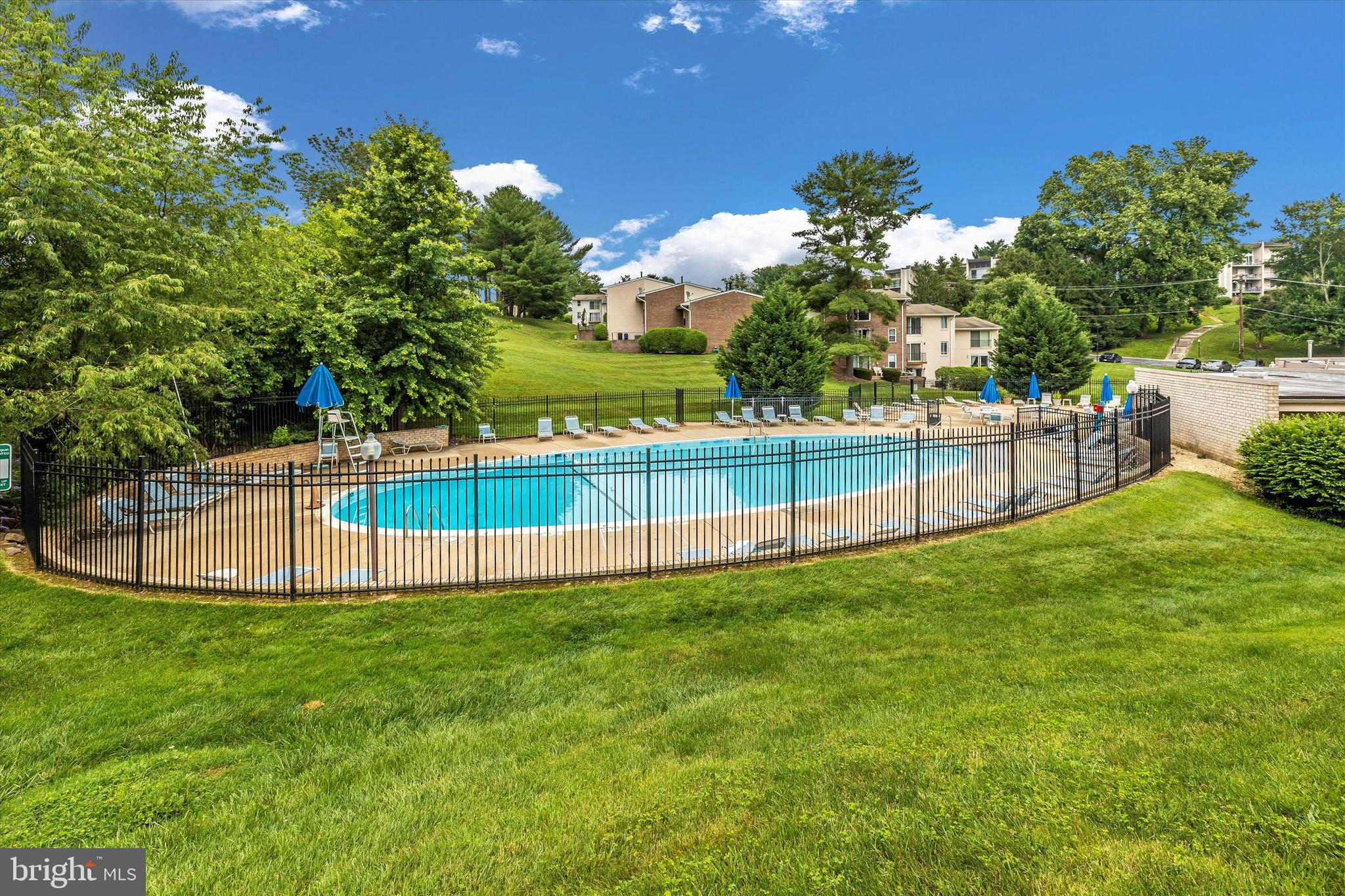 NORTH CREEK VIL - Residential