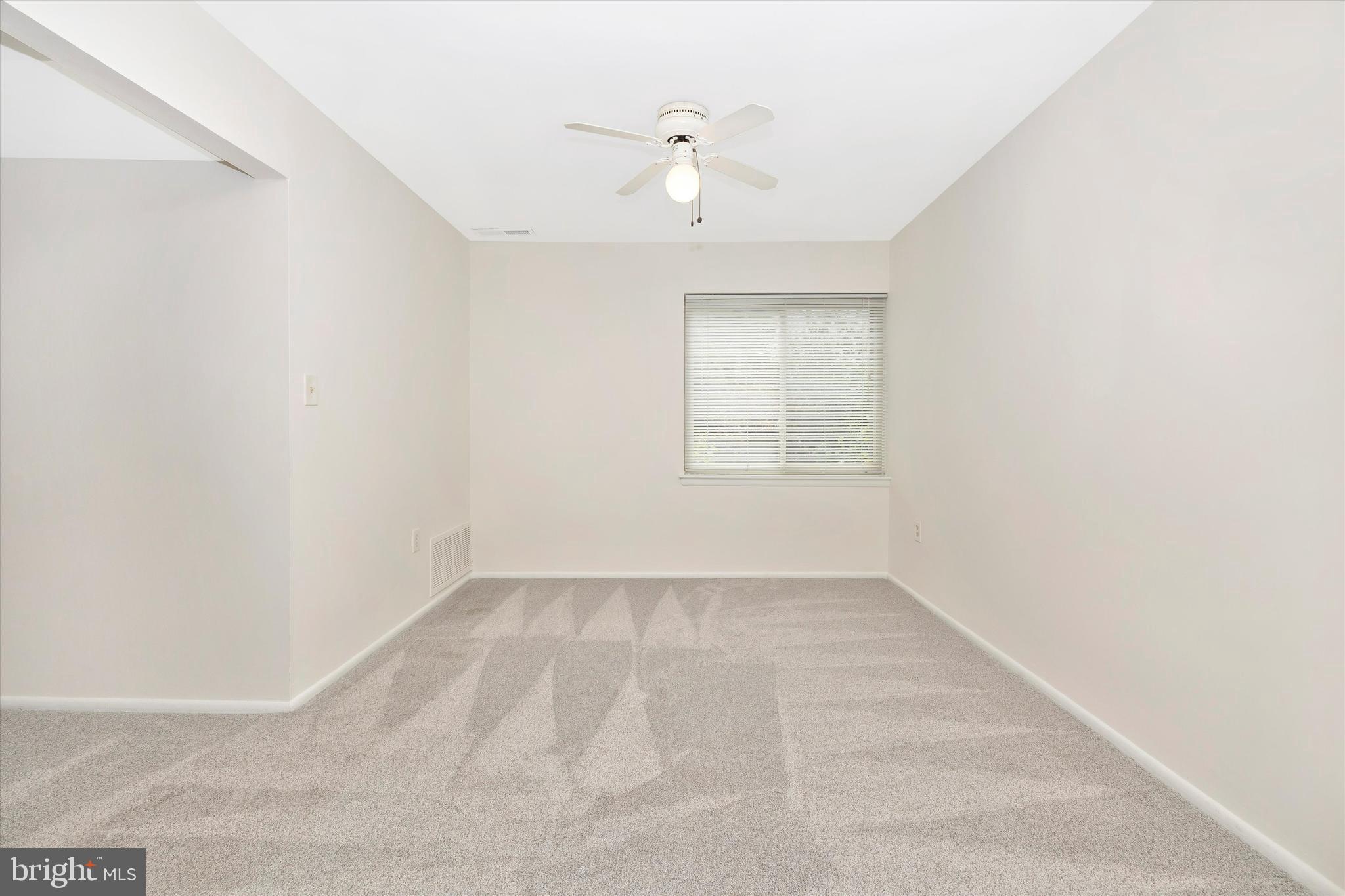 NORTH CREEK VIL - Residential