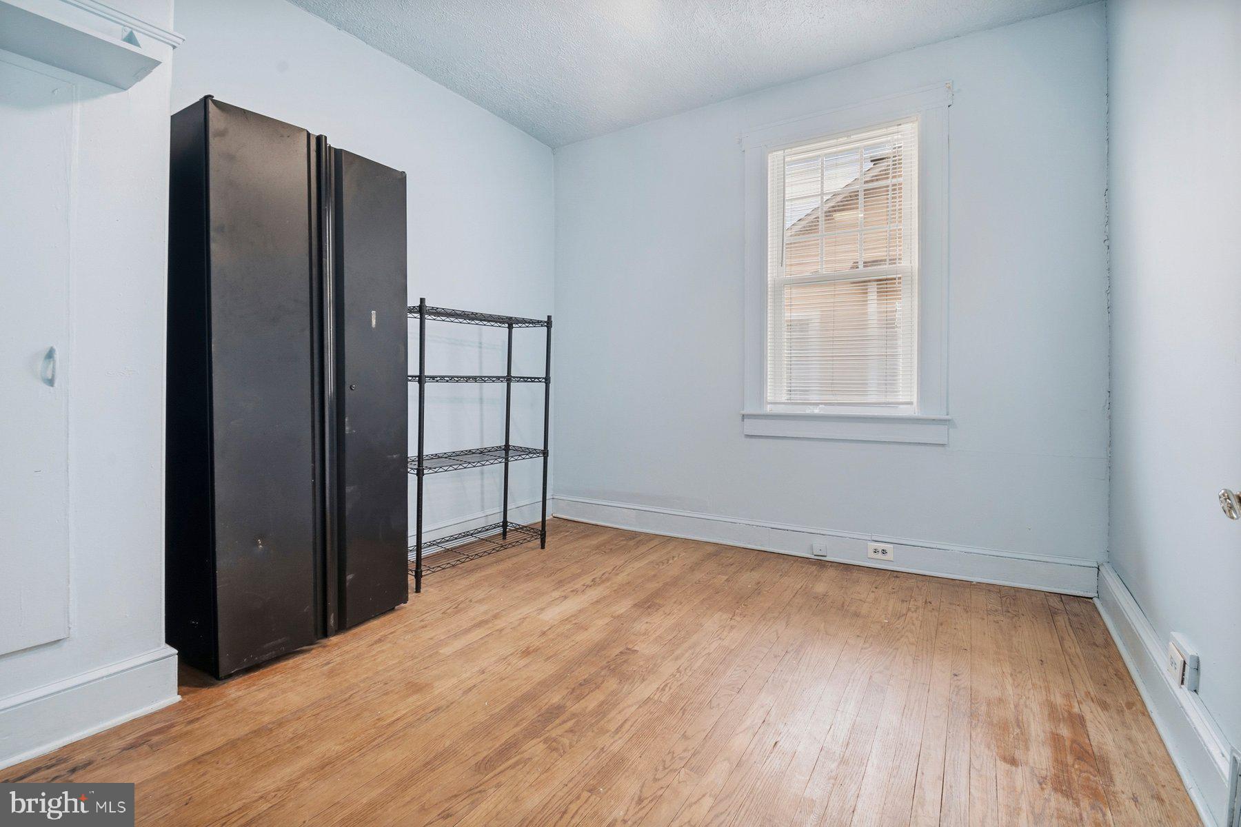 WEST HALETHORPE - Residential