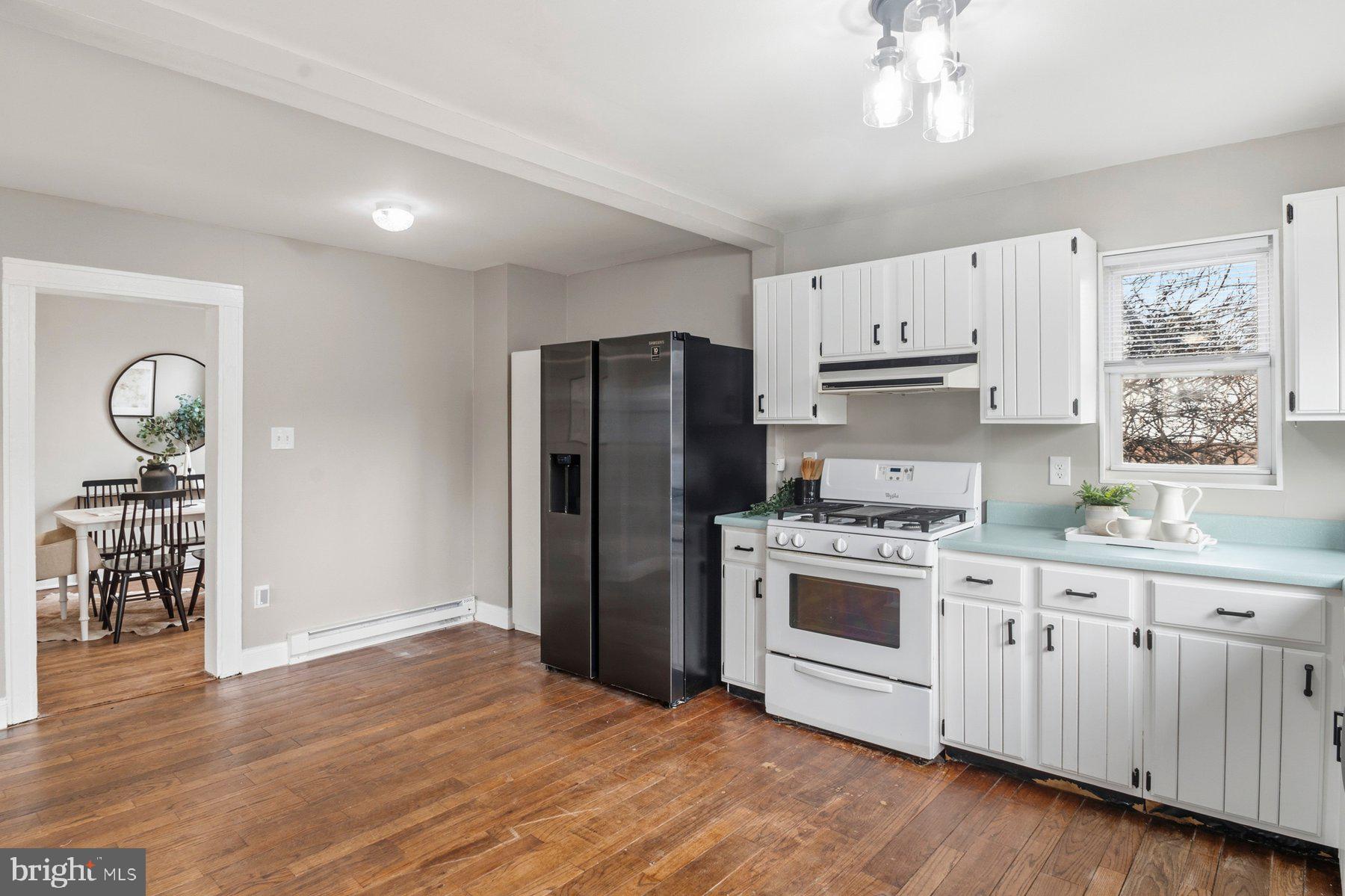 WEST HALETHORPE - Residential