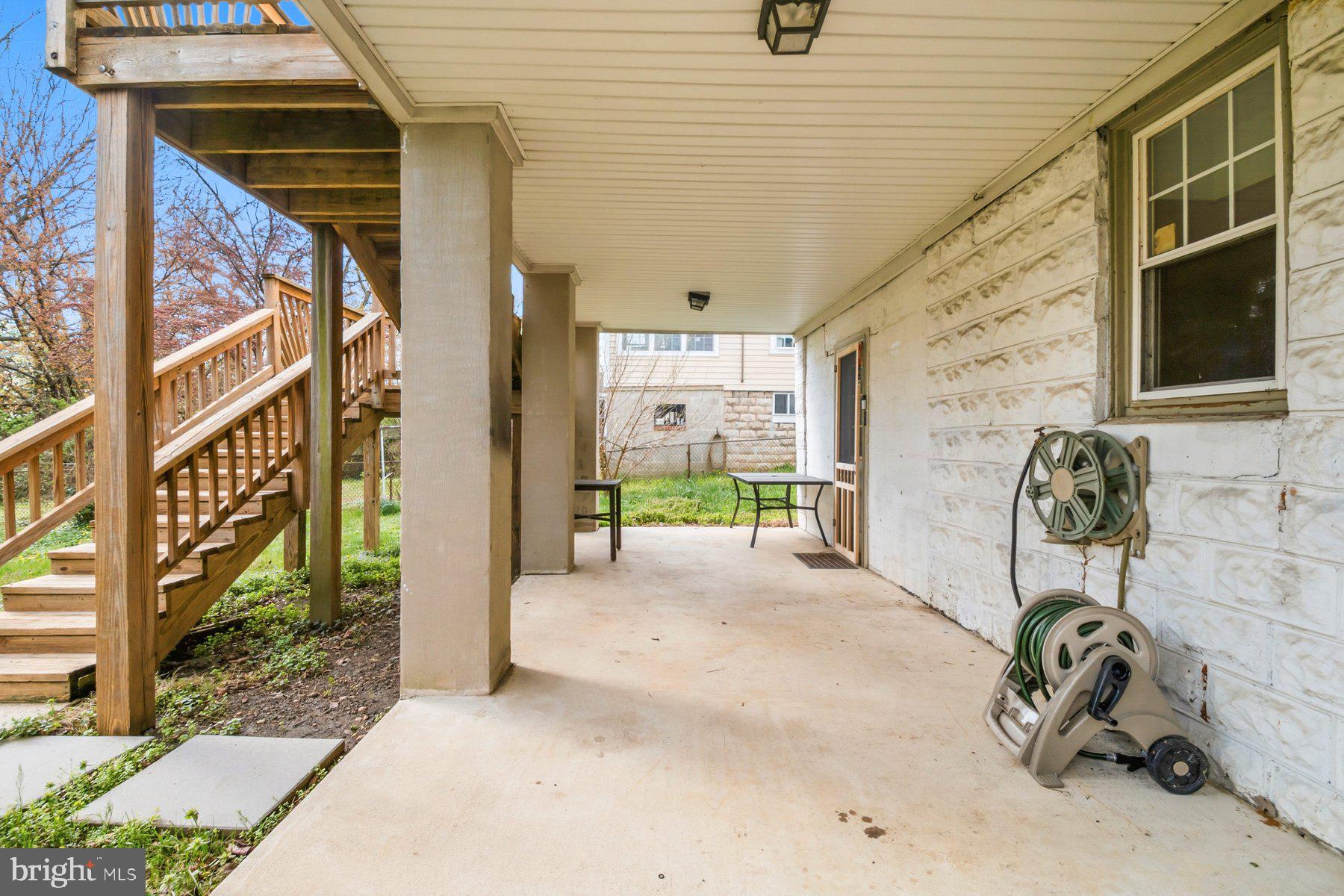 WEST HALETHORPE - Residential