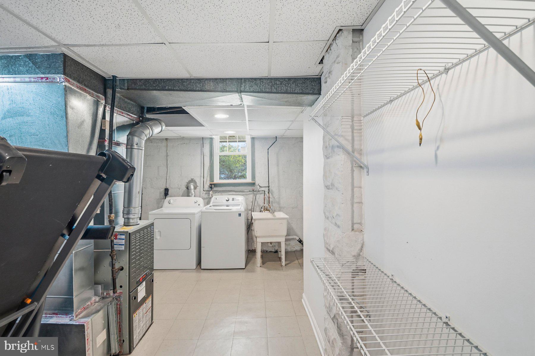 WEST HALETHORPE - Residential