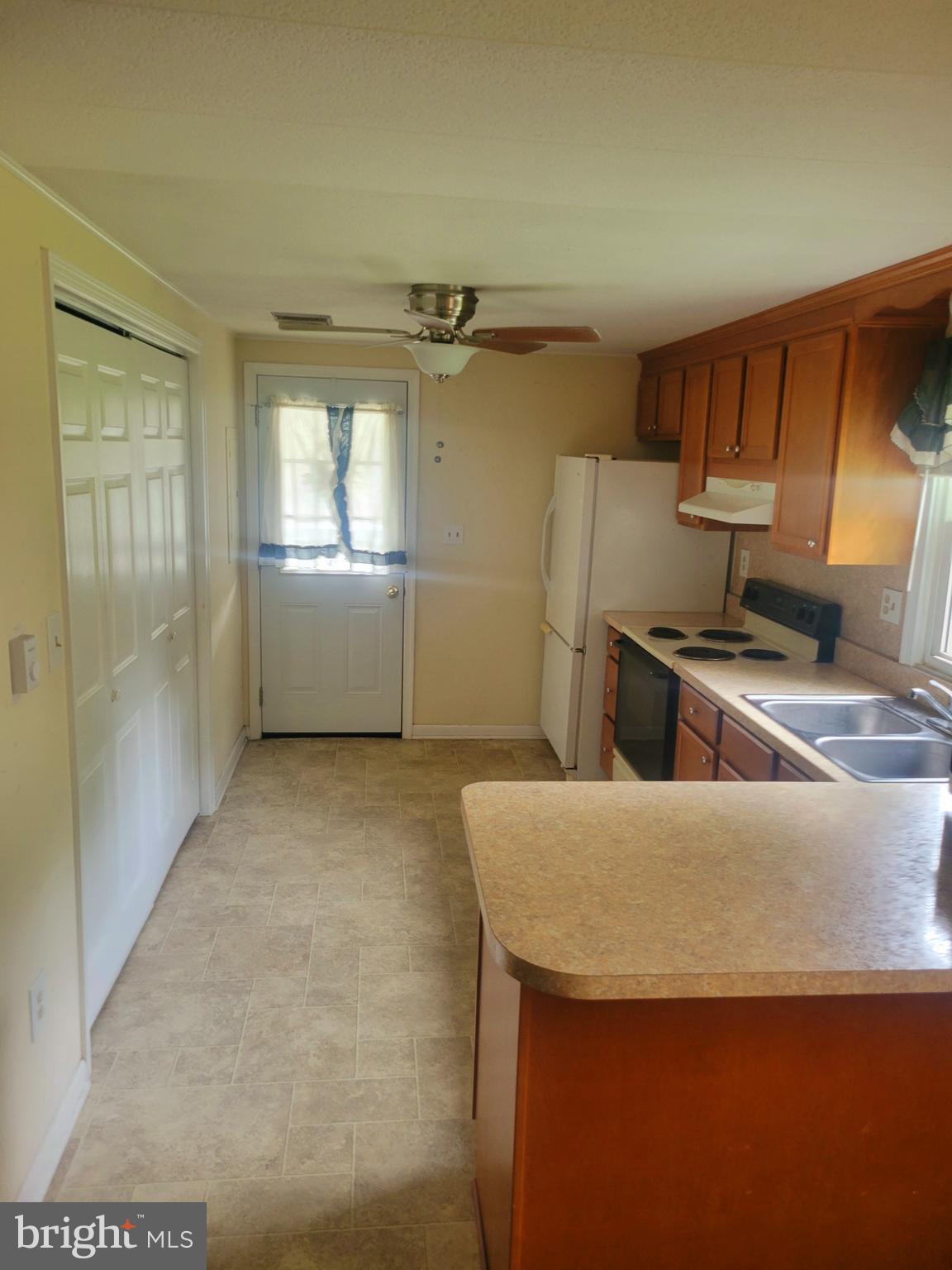 WALNUT GROVE - Residential