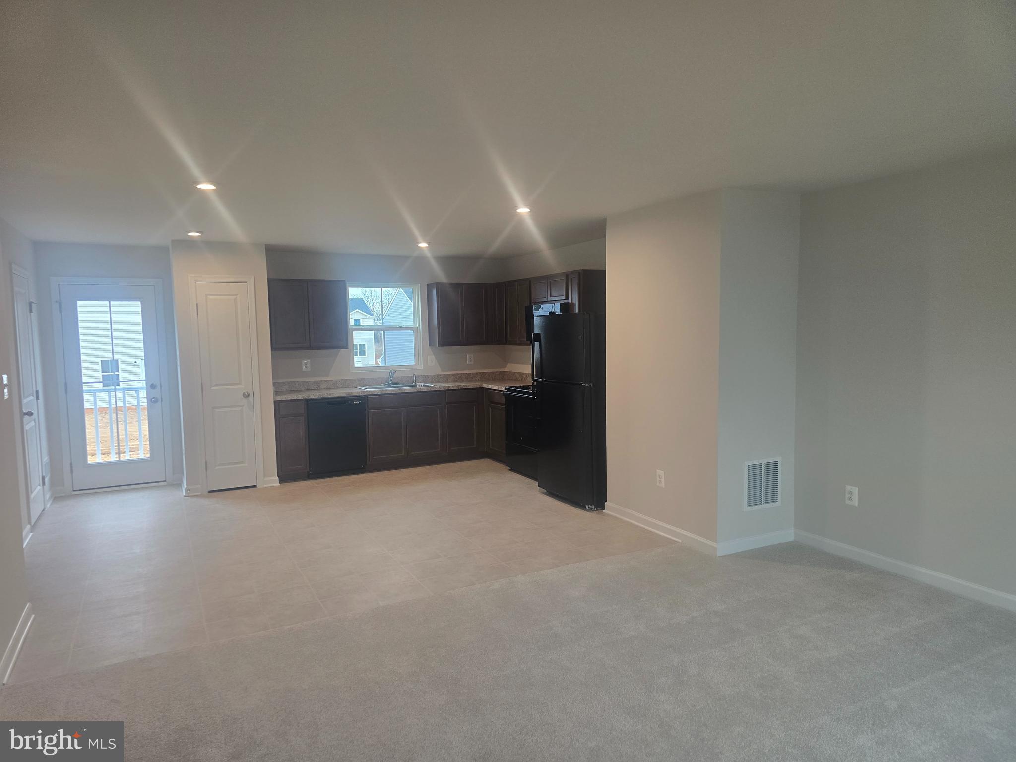 CARDINAL POINTE - Residential