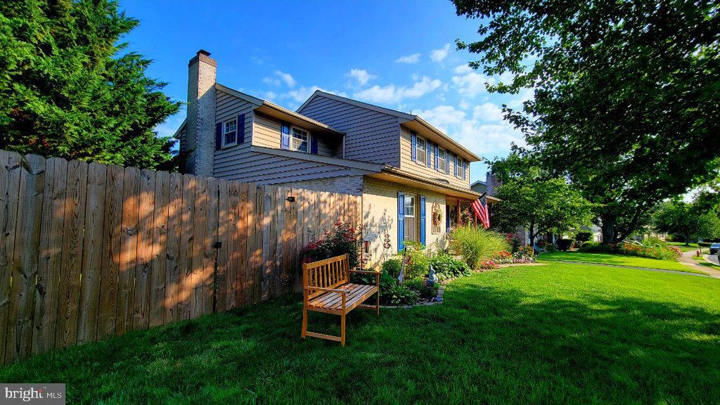 Photo of 209 Oxford Drive, LITITZ, PA 17543 (MLS # PALA2070826)