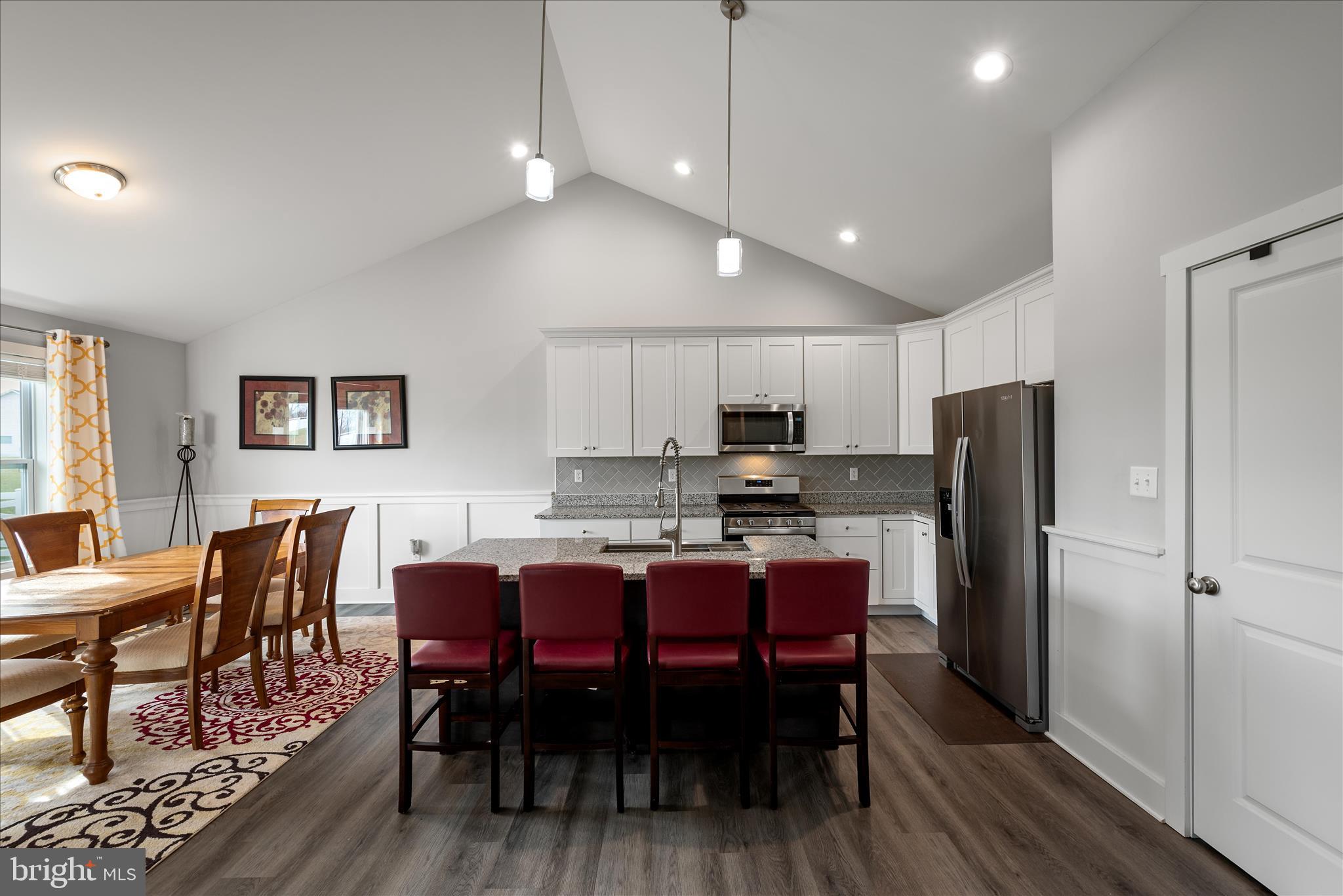 MILTON'S LANDING - Residential