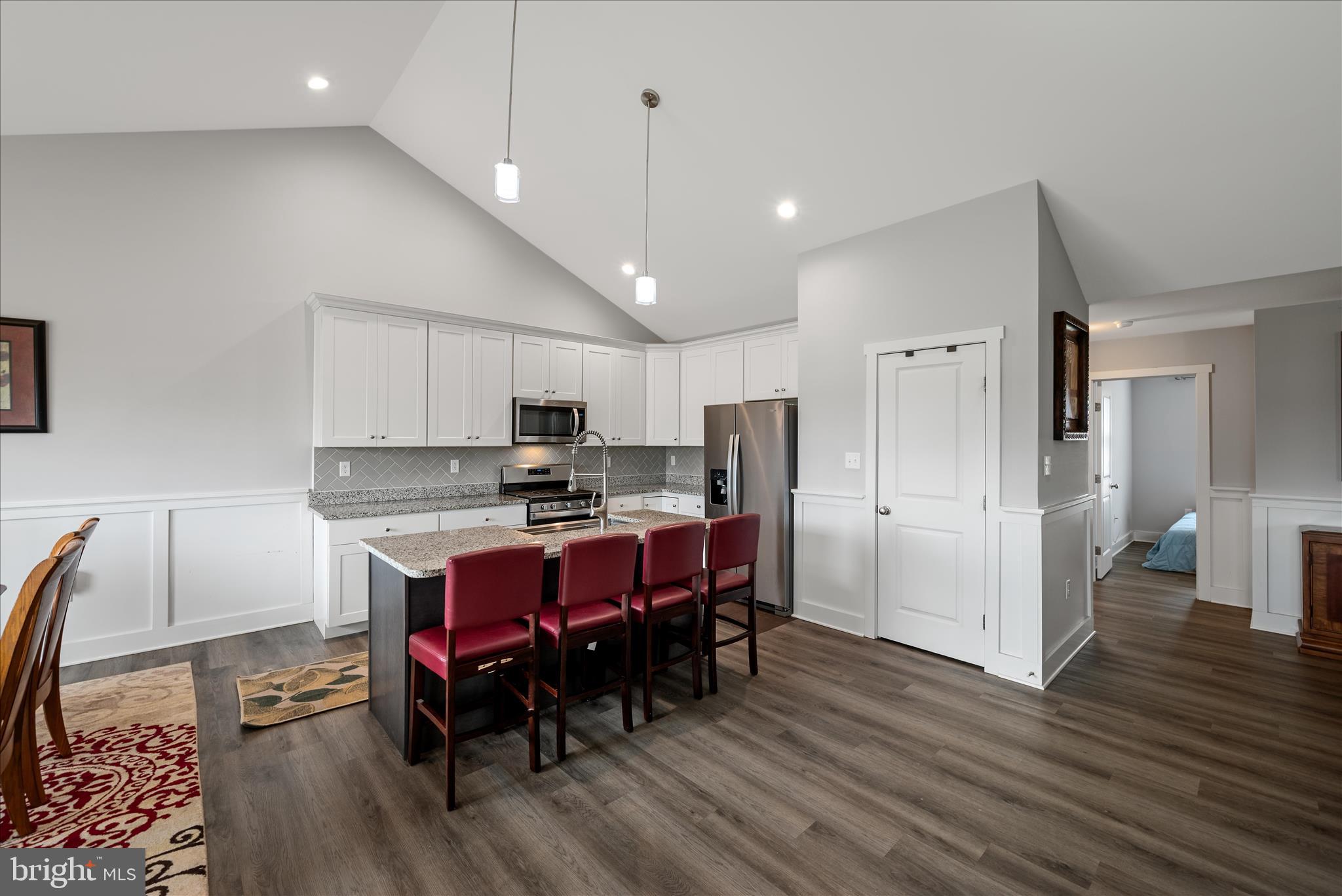 MILTON'S LANDING - Residential