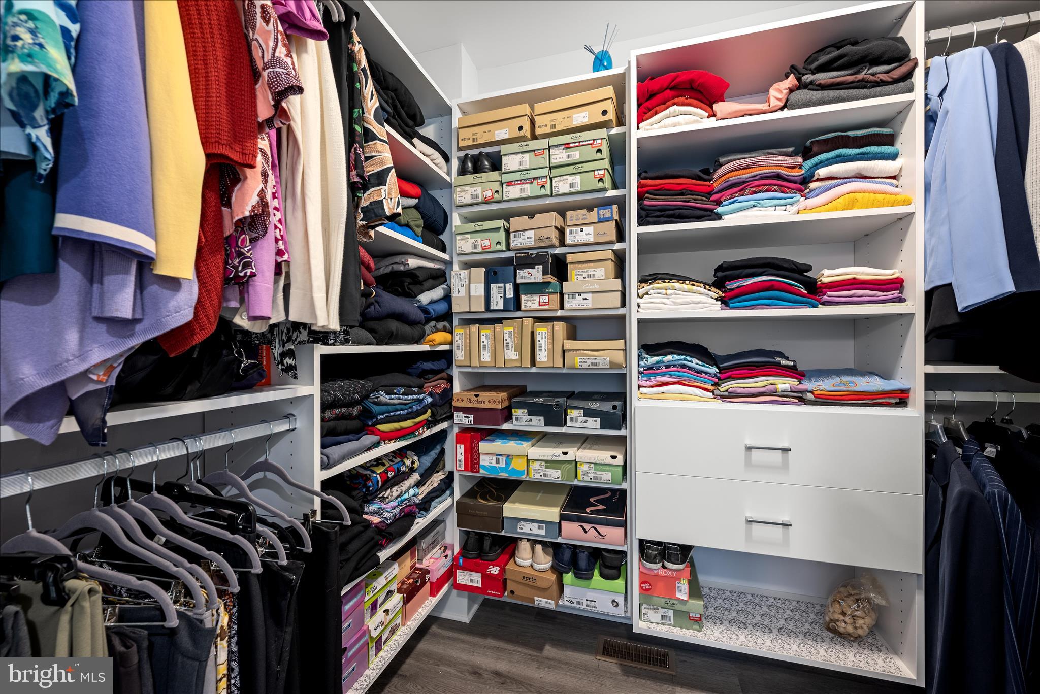 MILTON'S LANDING - Residential