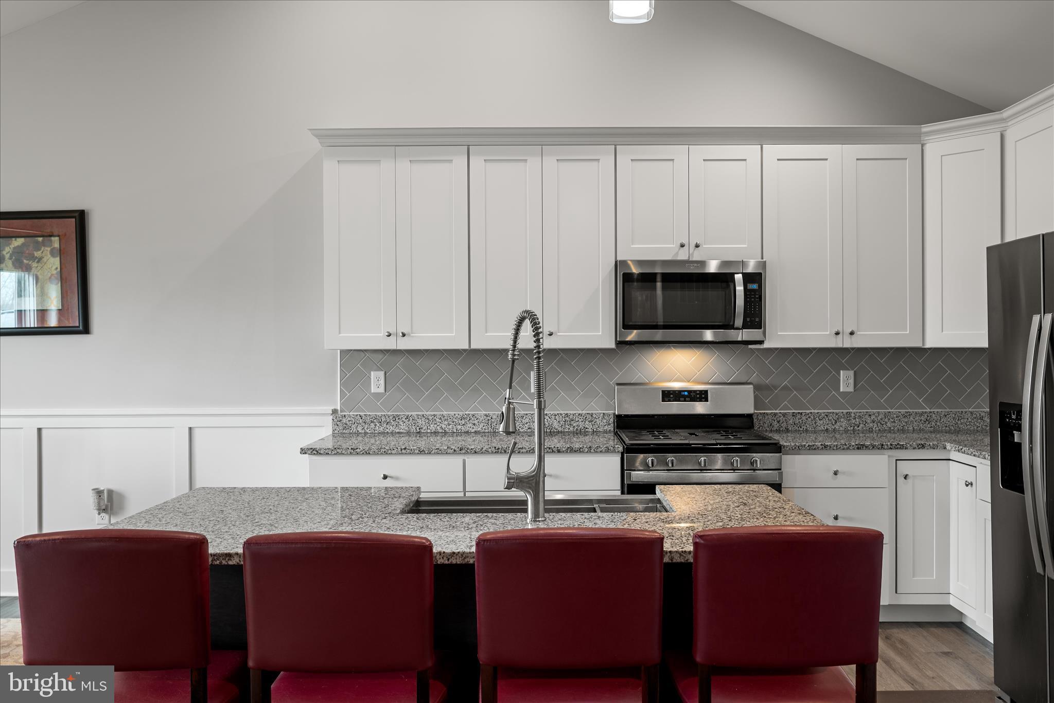 MILTON'S LANDING - Residential