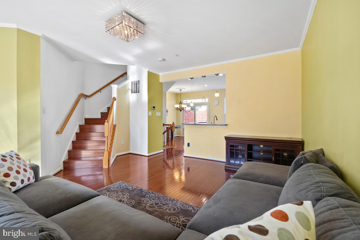 PAPILLON - Residential Lease