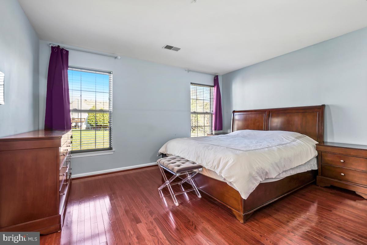 PAPILLON - Residential Lease