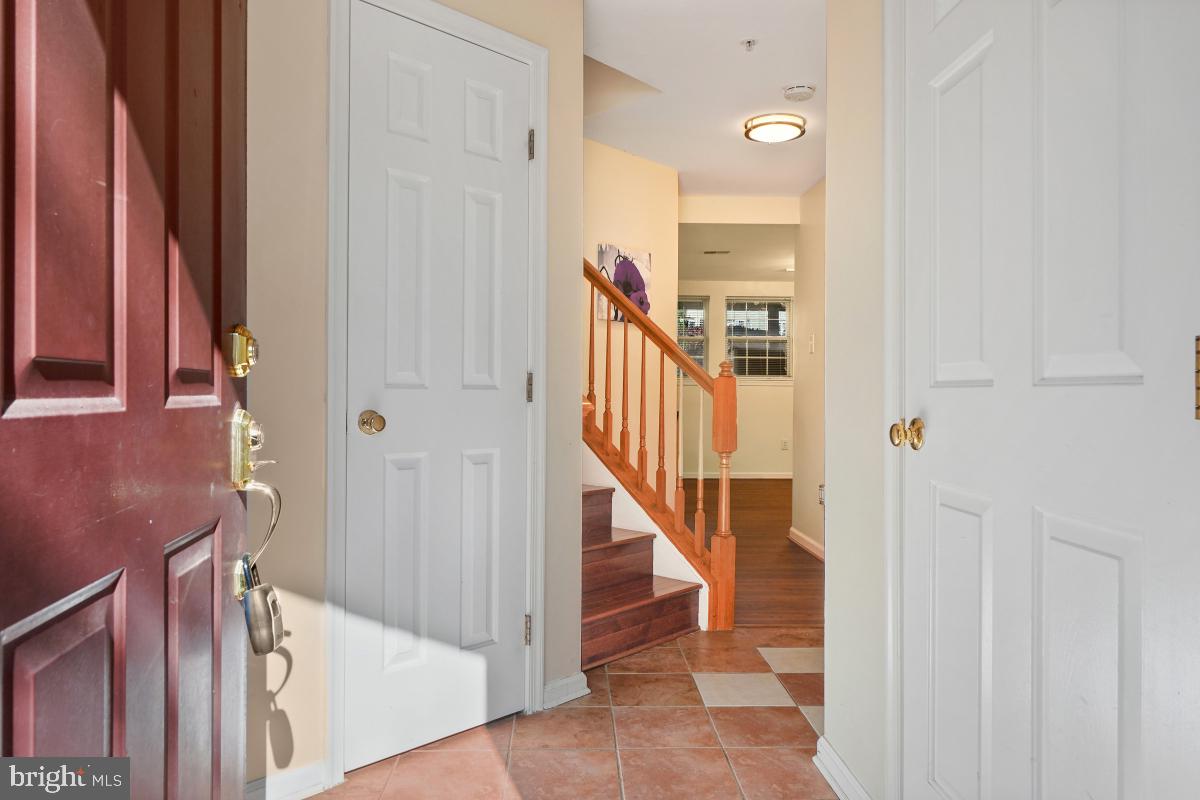 PAPILLON - Residential Lease