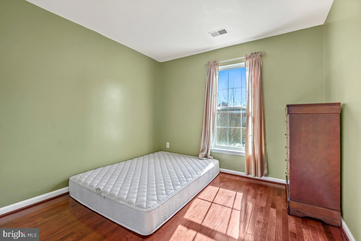 PAPILLON - Residential Lease