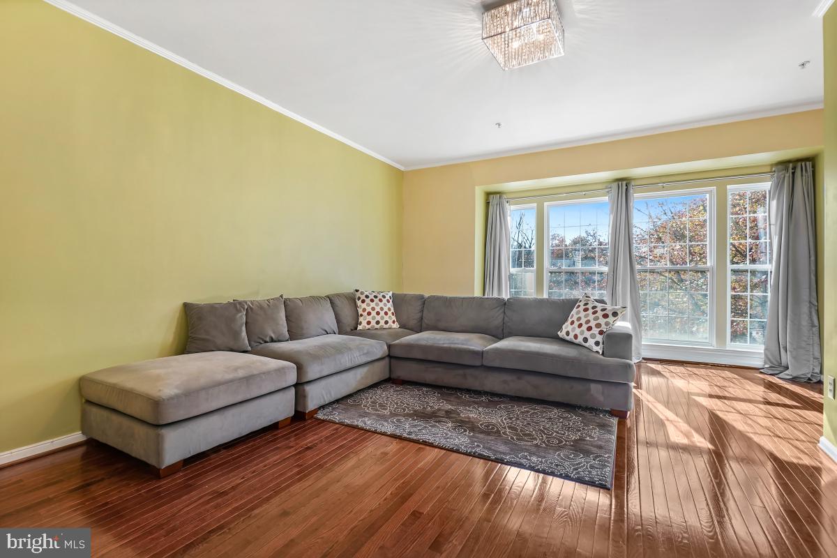 PAPILLON - Residential Lease