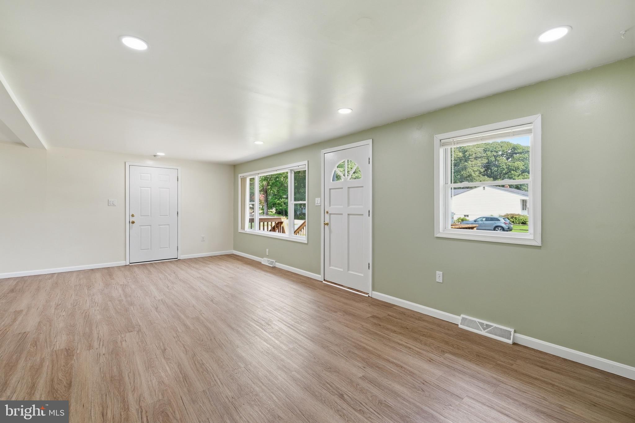 550 SUNSET KNOLL ROAD
