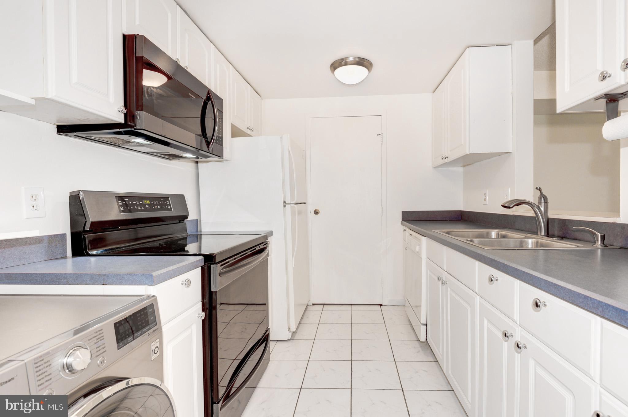 ATRIUM CONDO - Residential