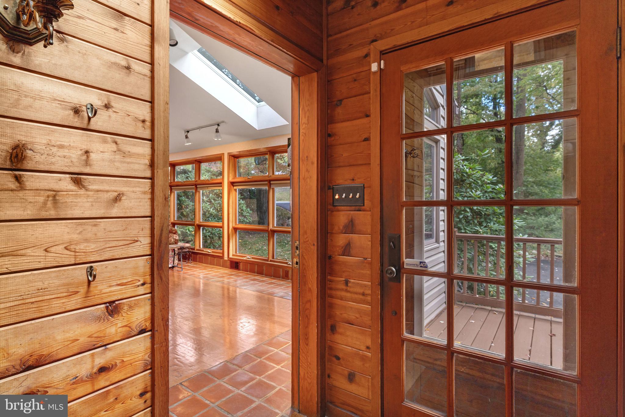 HUNTINGDON VALLEY - Residential