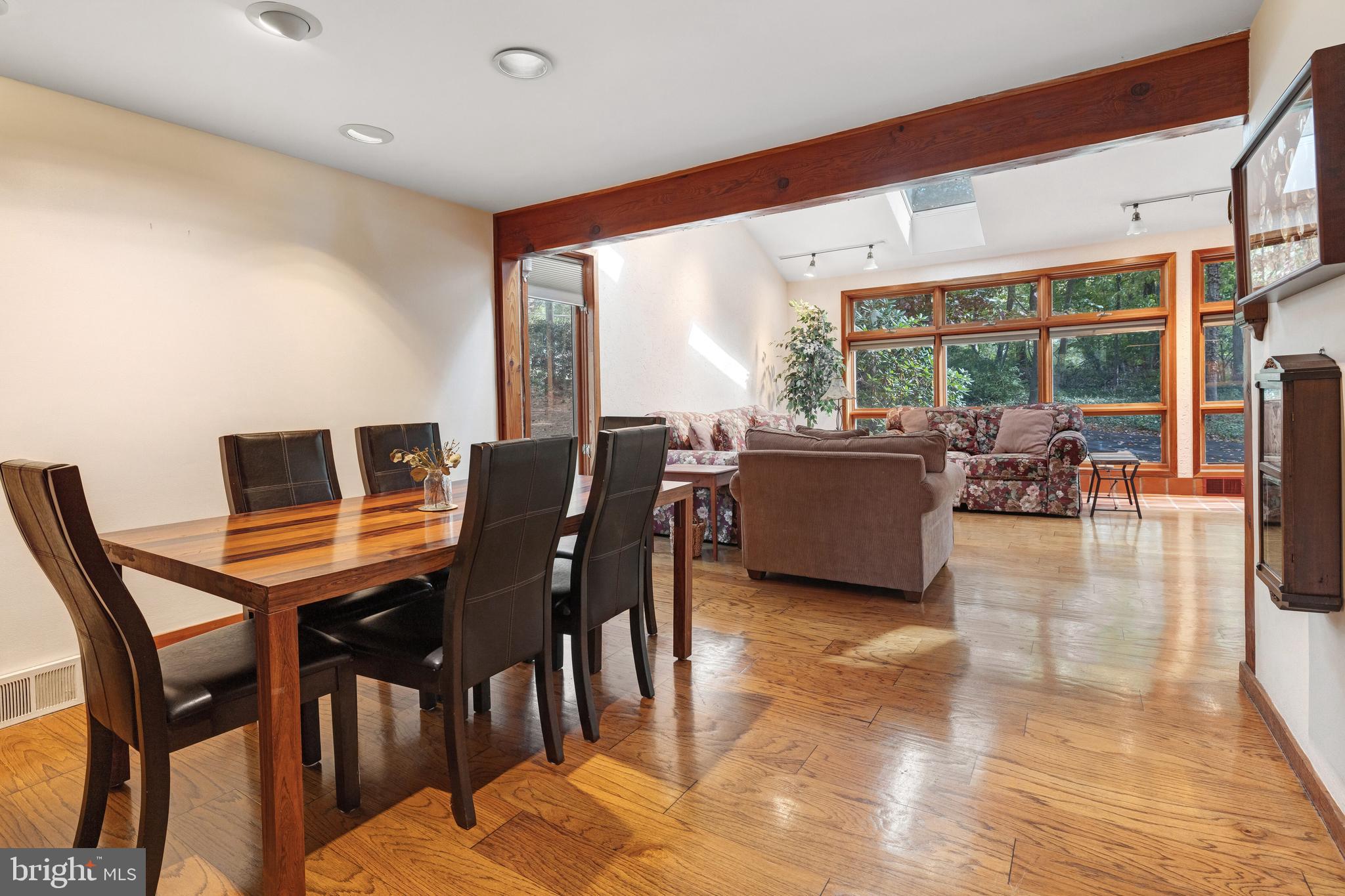 HUNTINGDON VALLEY - Residential