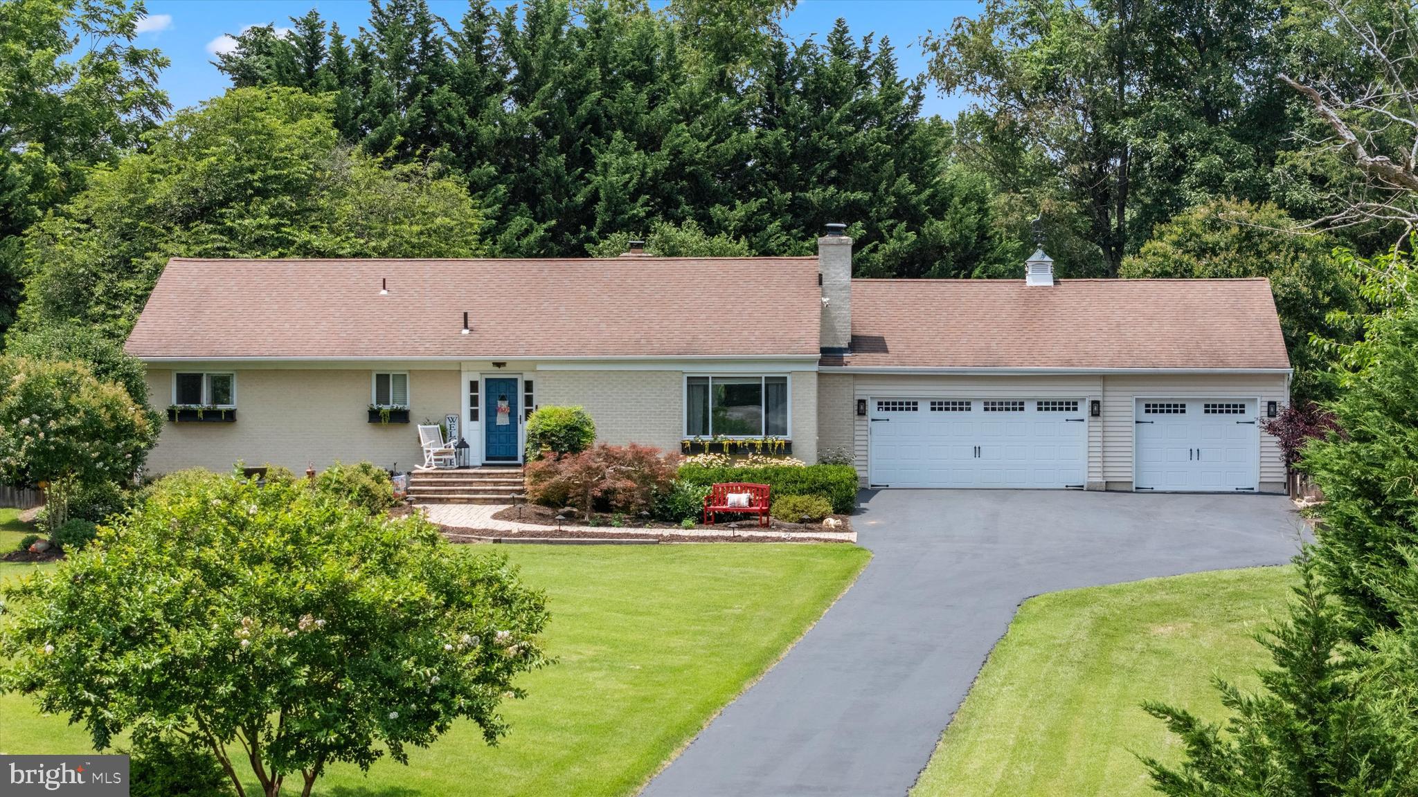 2400 PEACHSTONE COURT