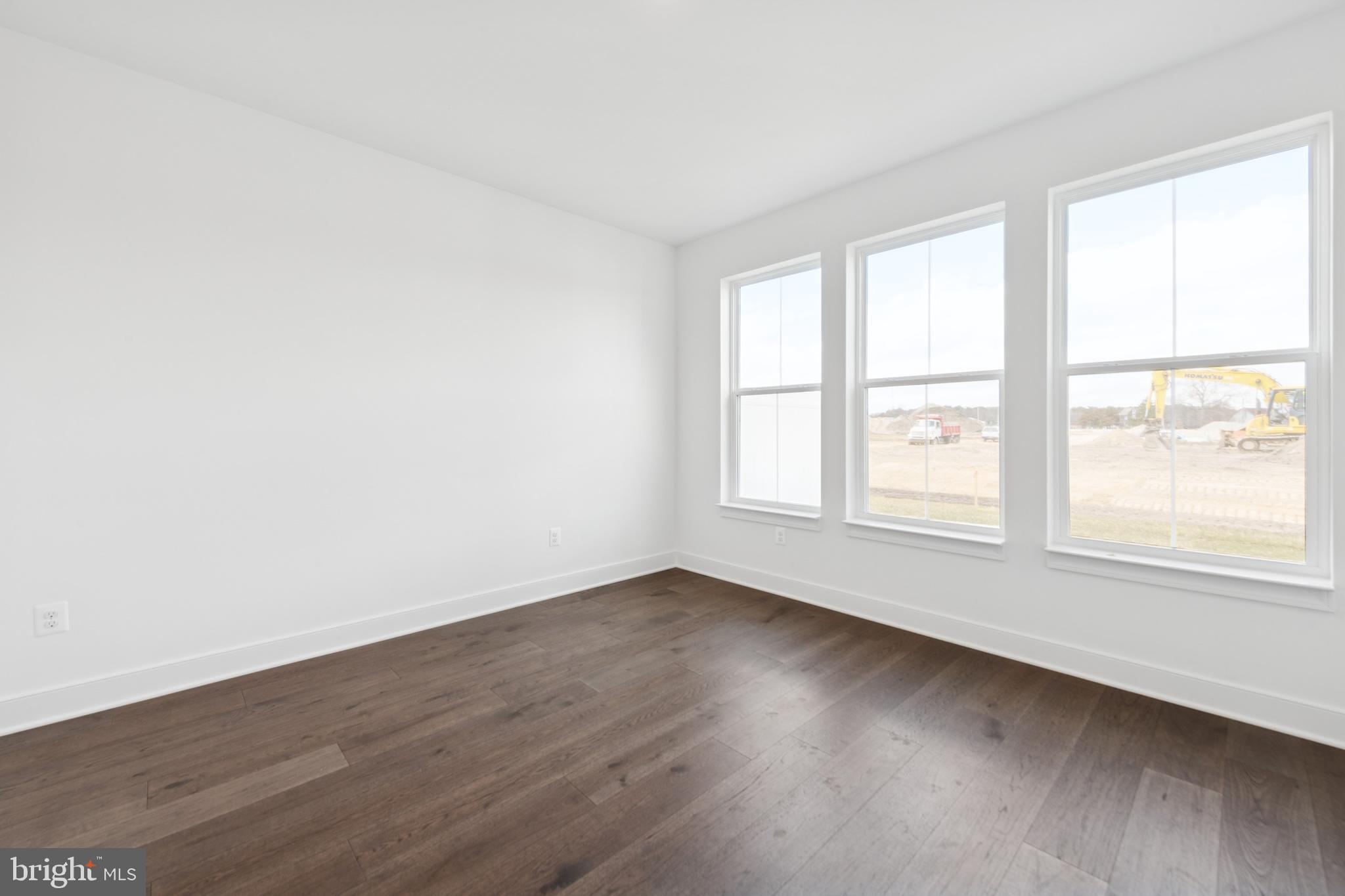 BAY KNOLLS - Residential