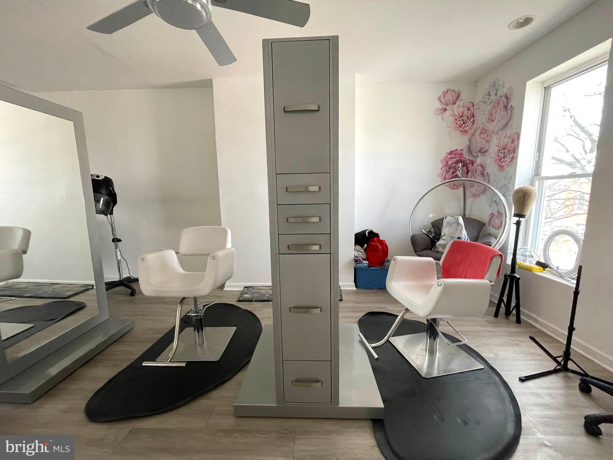 BARCLAY - Residential Income