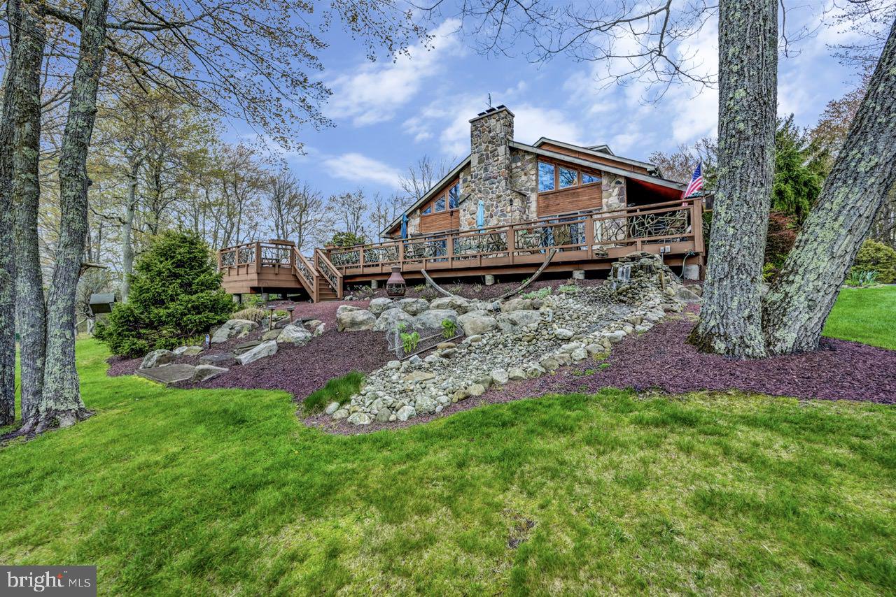 SPLIT ROCK - Residential