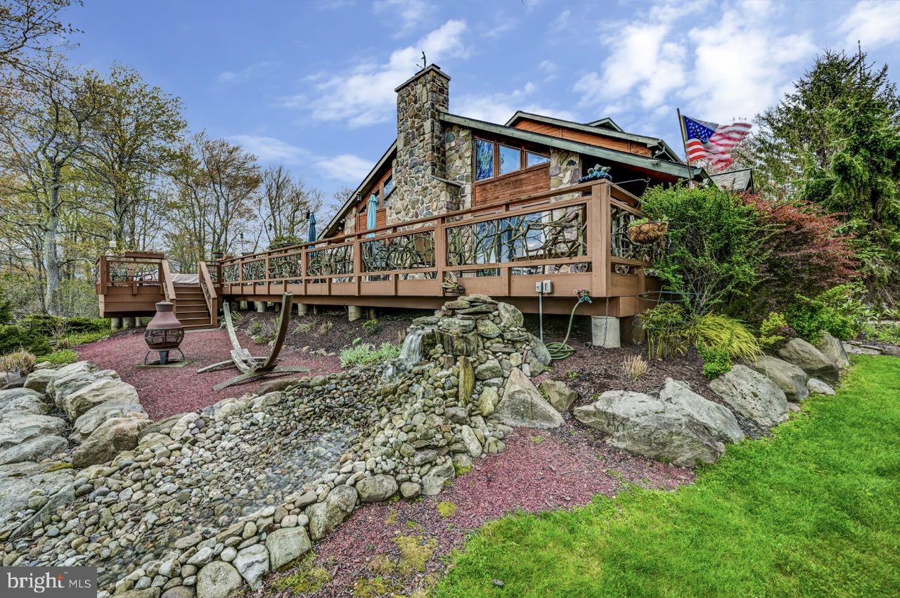 SPLIT ROCK - Residential