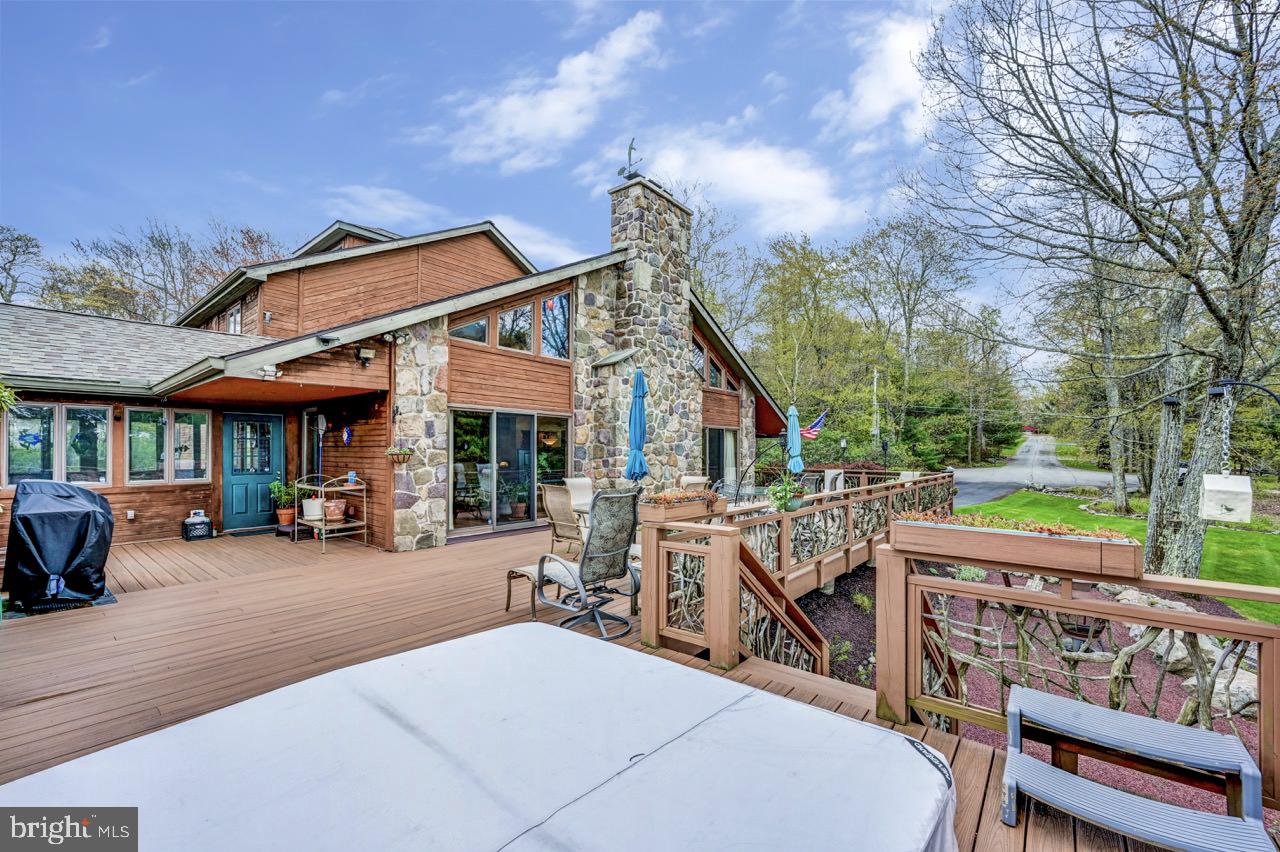 SPLIT ROCK - Residential