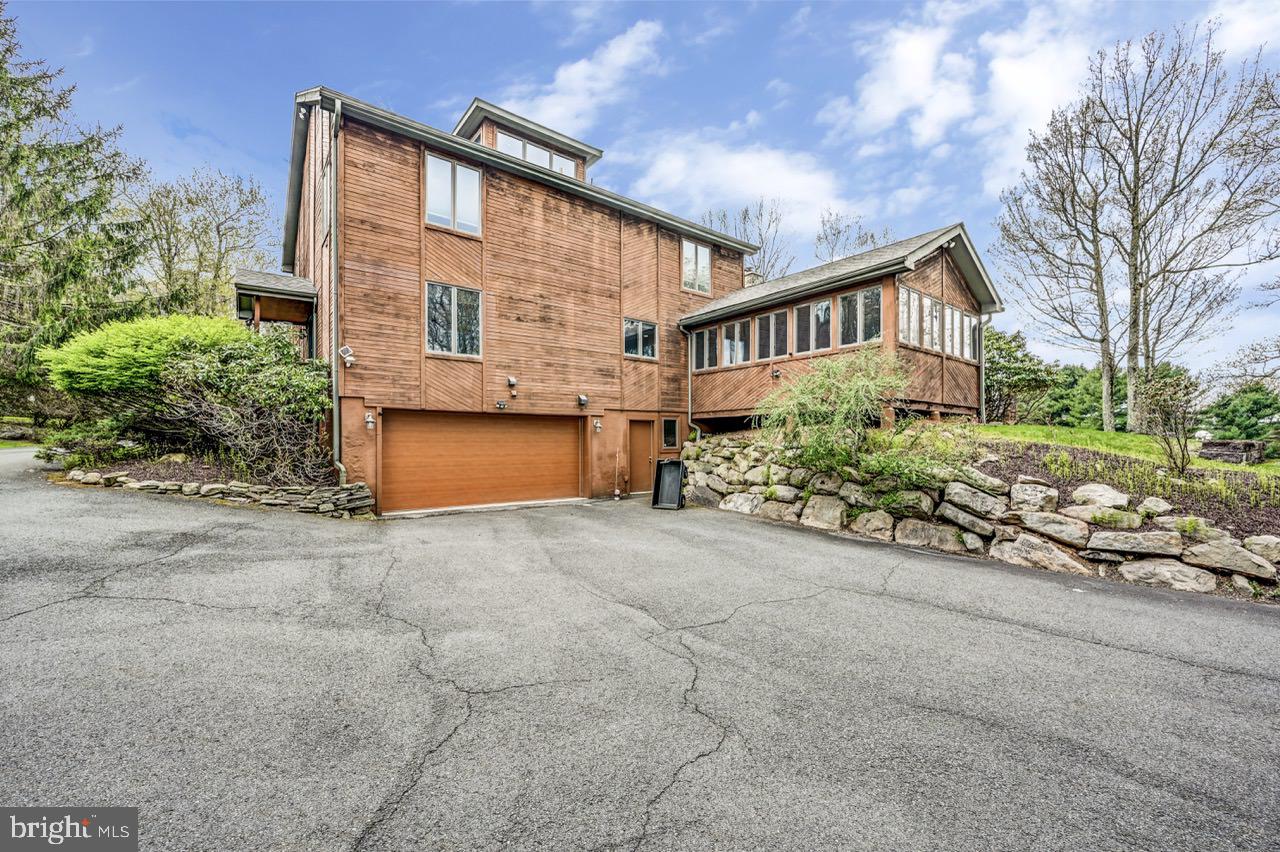 SPLIT ROCK - Residential
