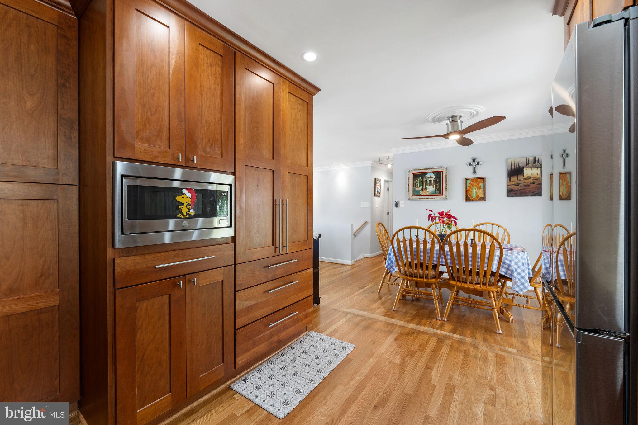 WEST SPRINGFIELD - Residential