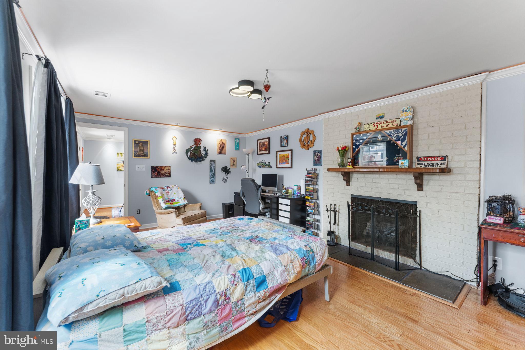 WEST SPRINGFIELD - Residential