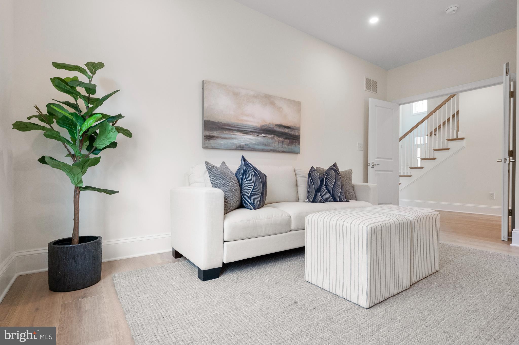 VILLAGE OF FOUR SEASONS - Residential