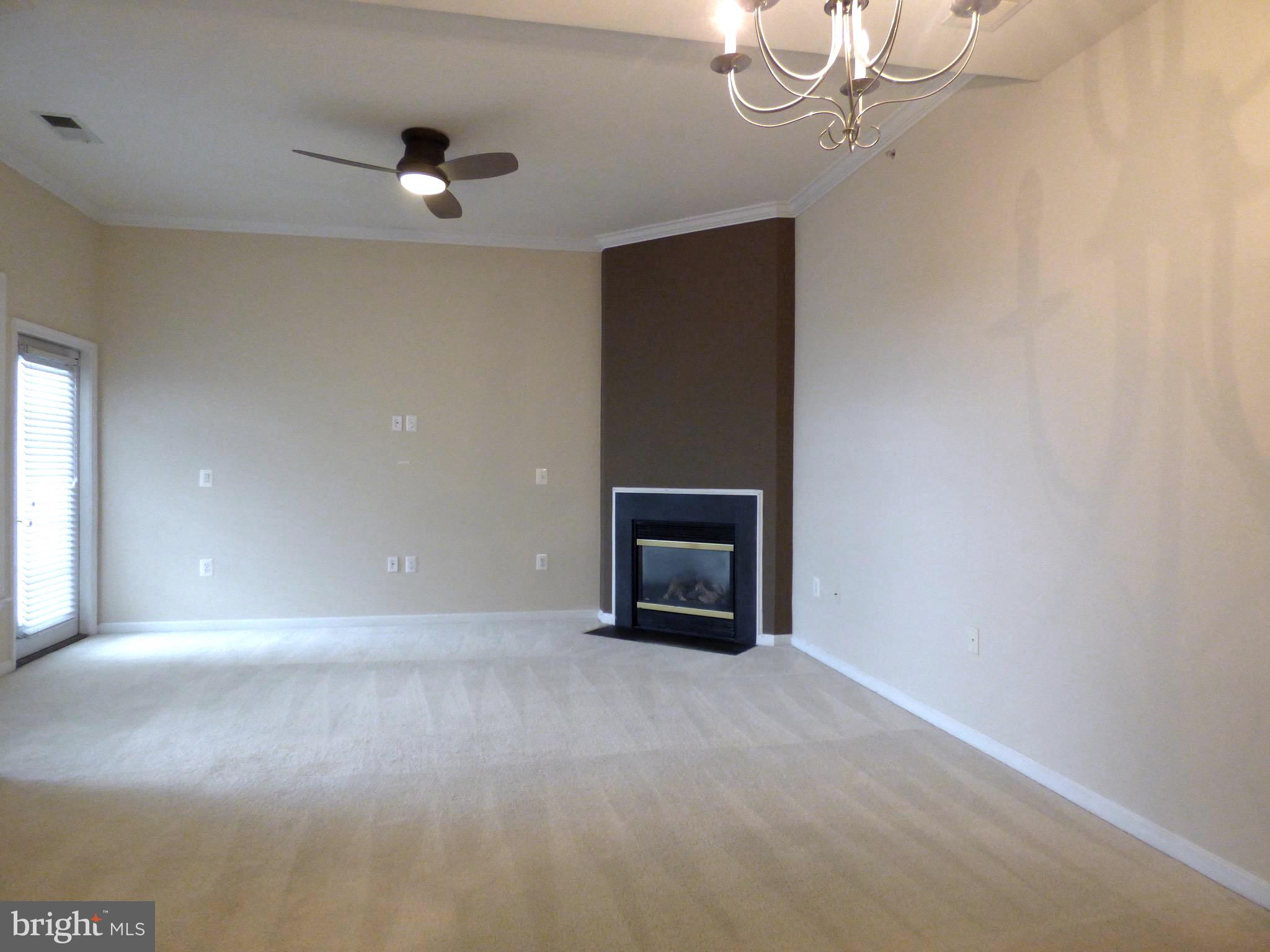 CHANTILLY PARK - Residential