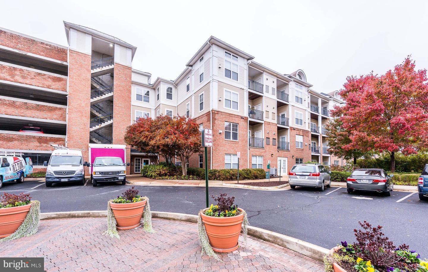 CHANTILLY PARK - Residential