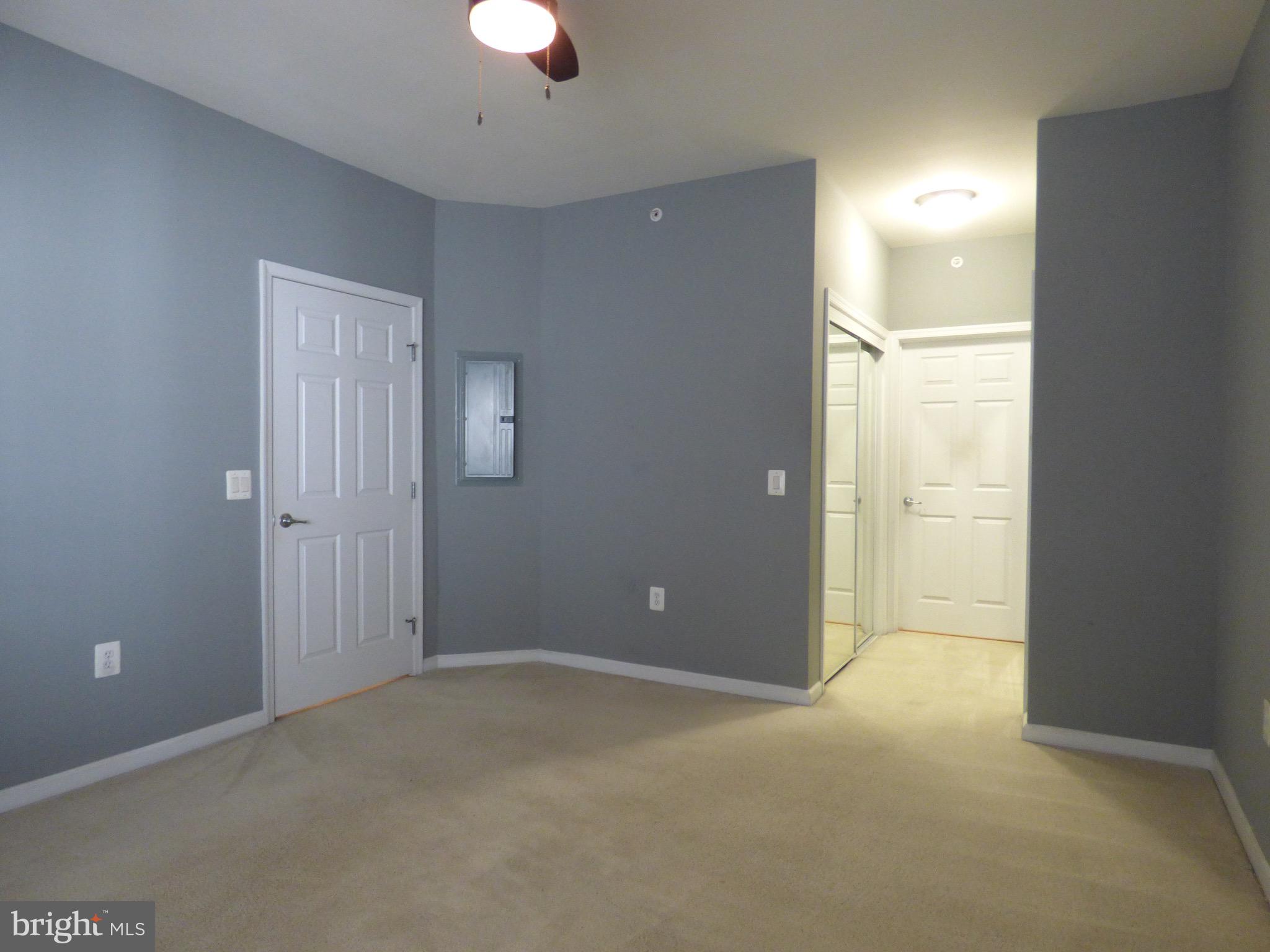 CHANTILLY PARK - Residential