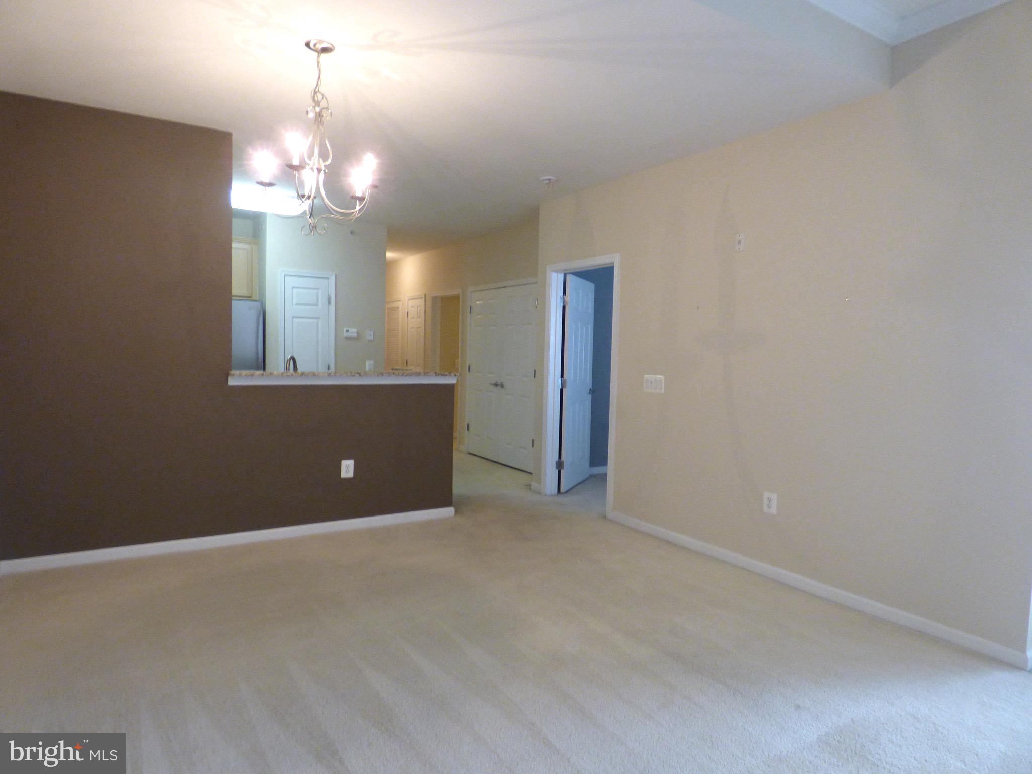 CHANTILLY PARK - Residential