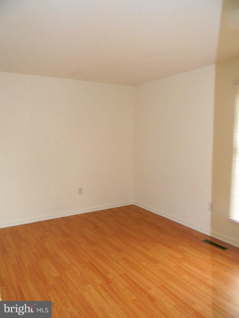 HUNTLEY - Residential Lease